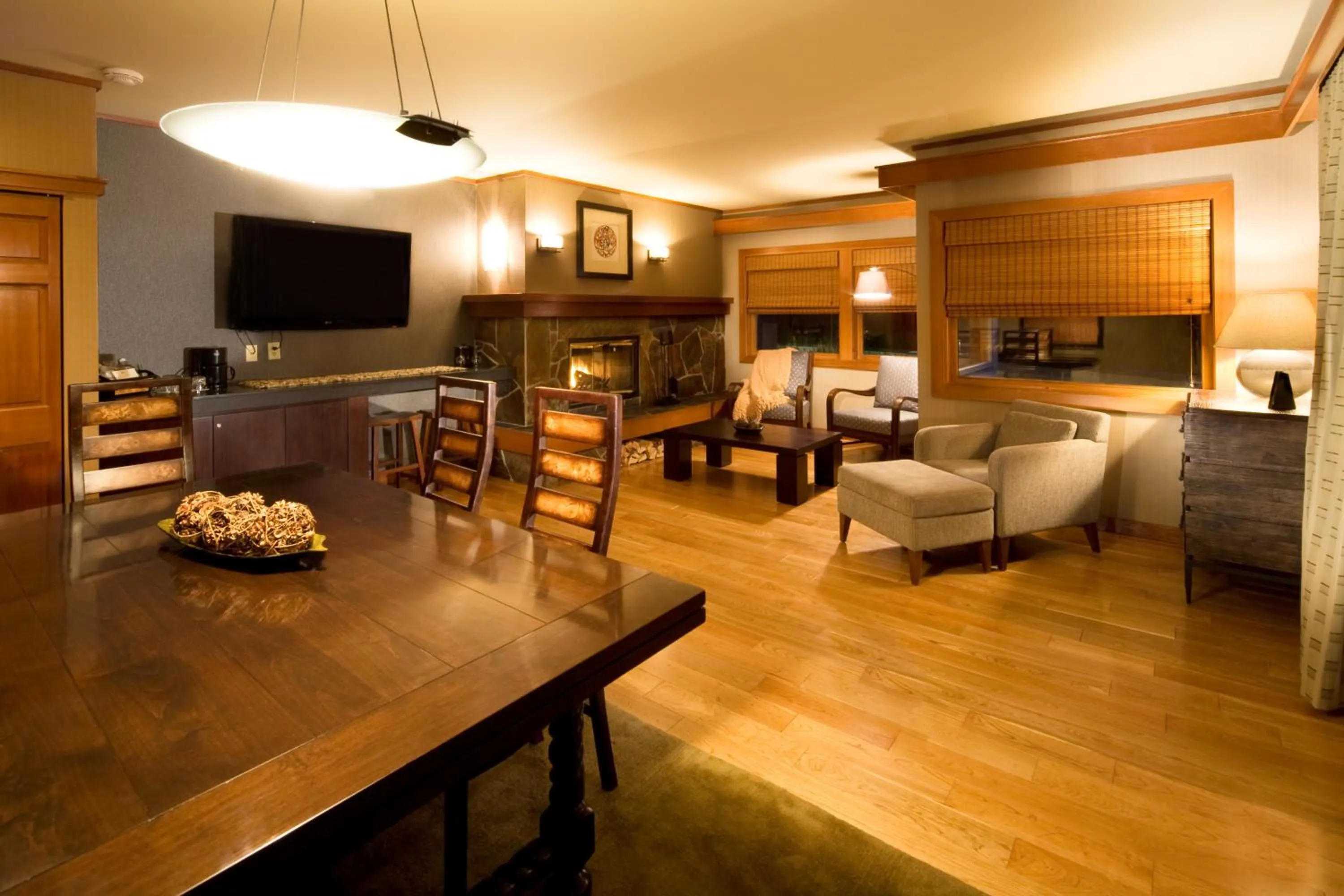 Living room in Salish Lodge & Spa