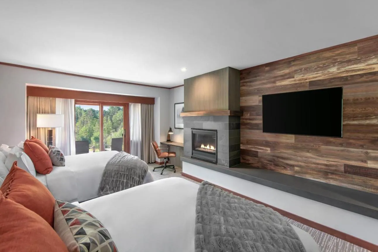 Bed in Salish Lodge & Spa