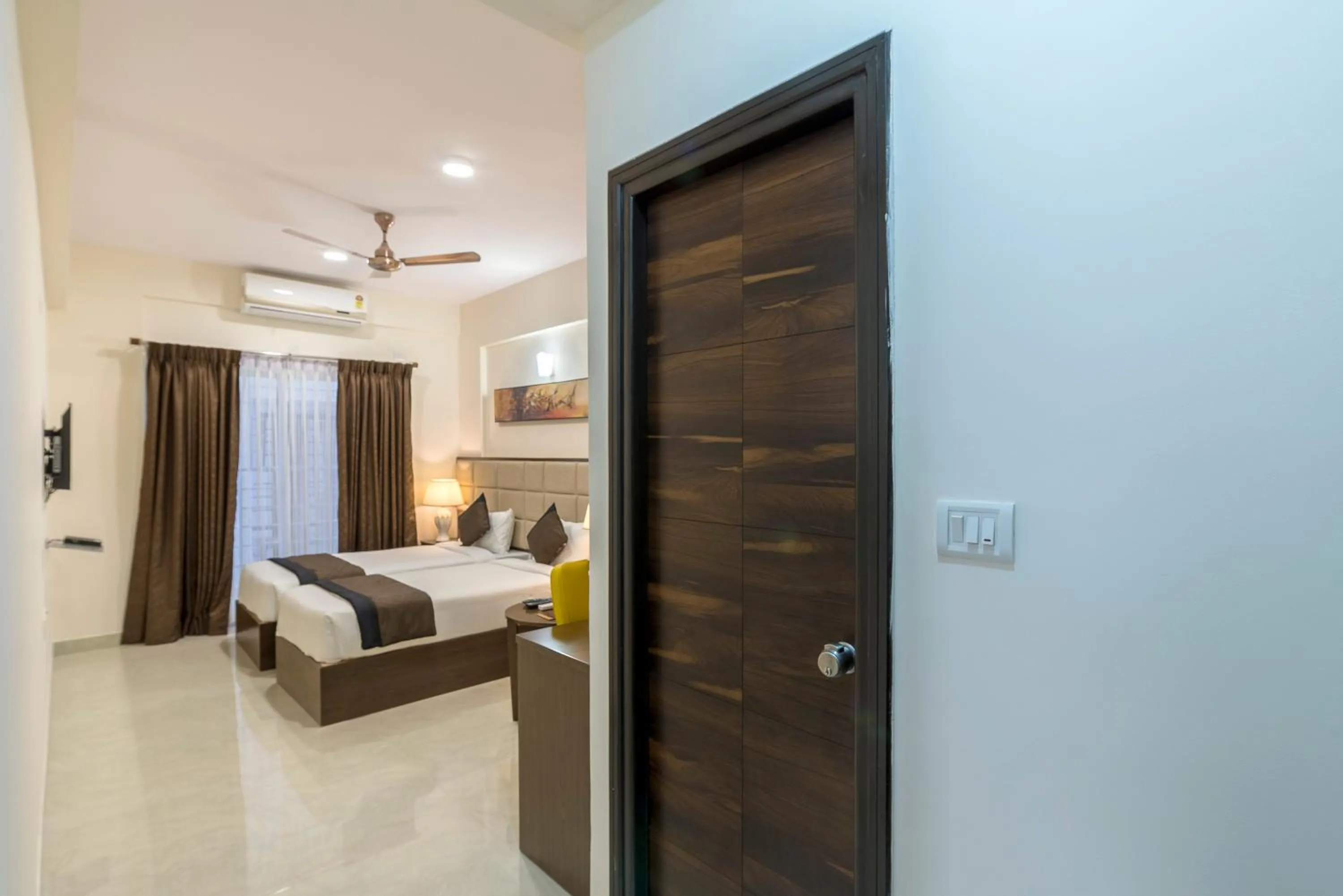 Bedroom, Bed in Daffodil Delight - Manyata Tech Park