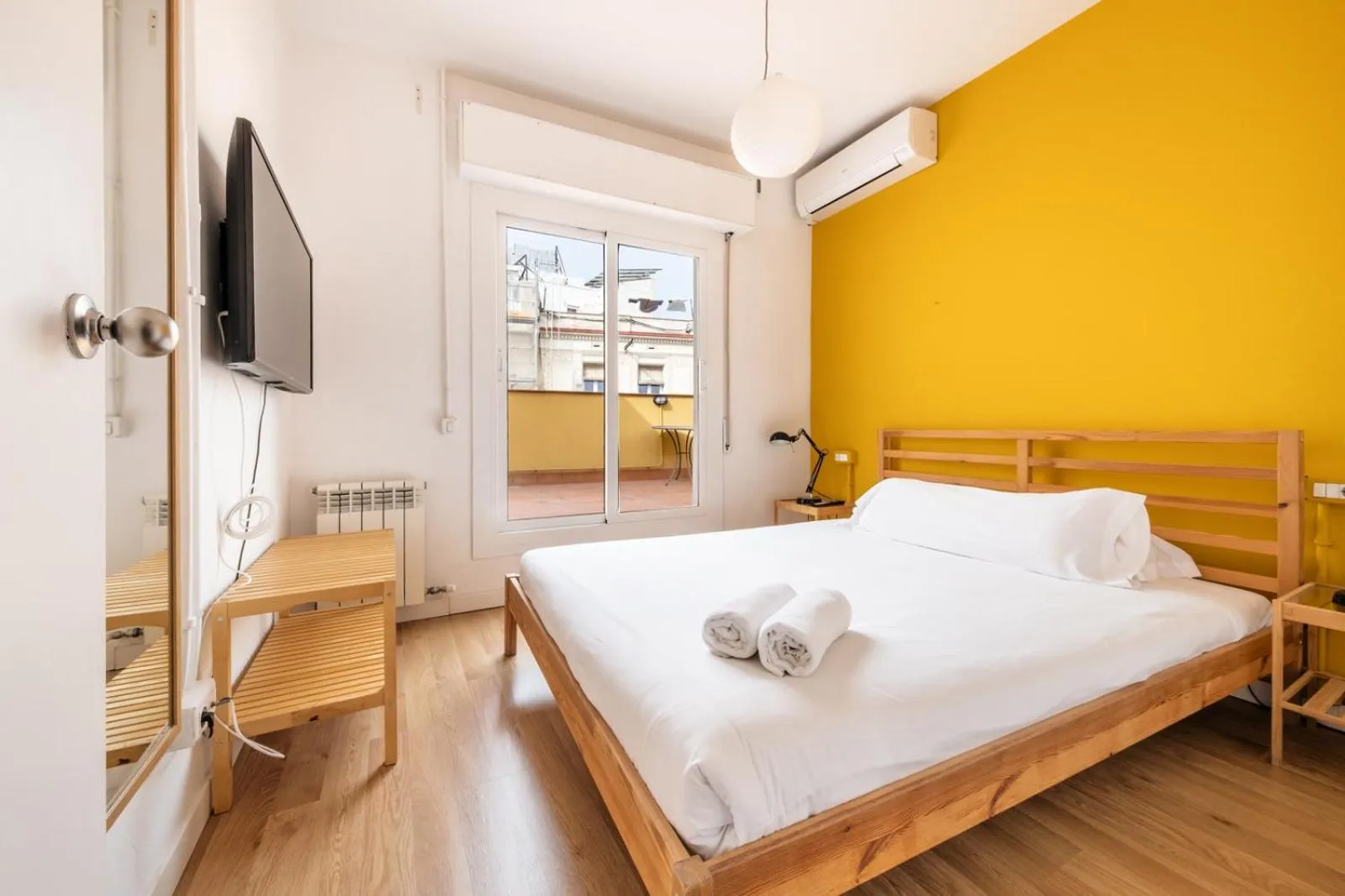 Bedroom, Bed in AinB Barcelona Sants Apartments