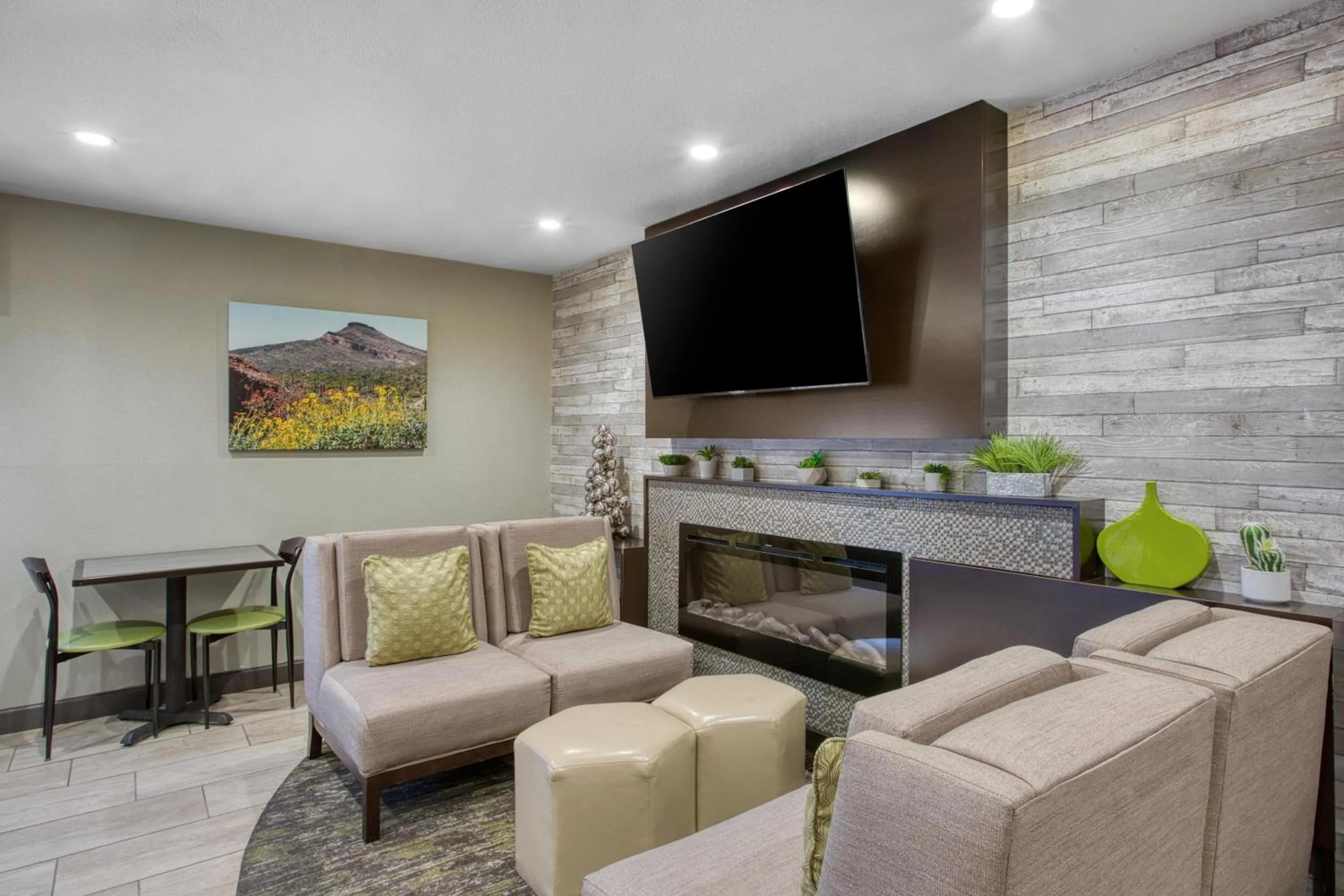 Lobby or reception in Best Western North Phoenix Hotel