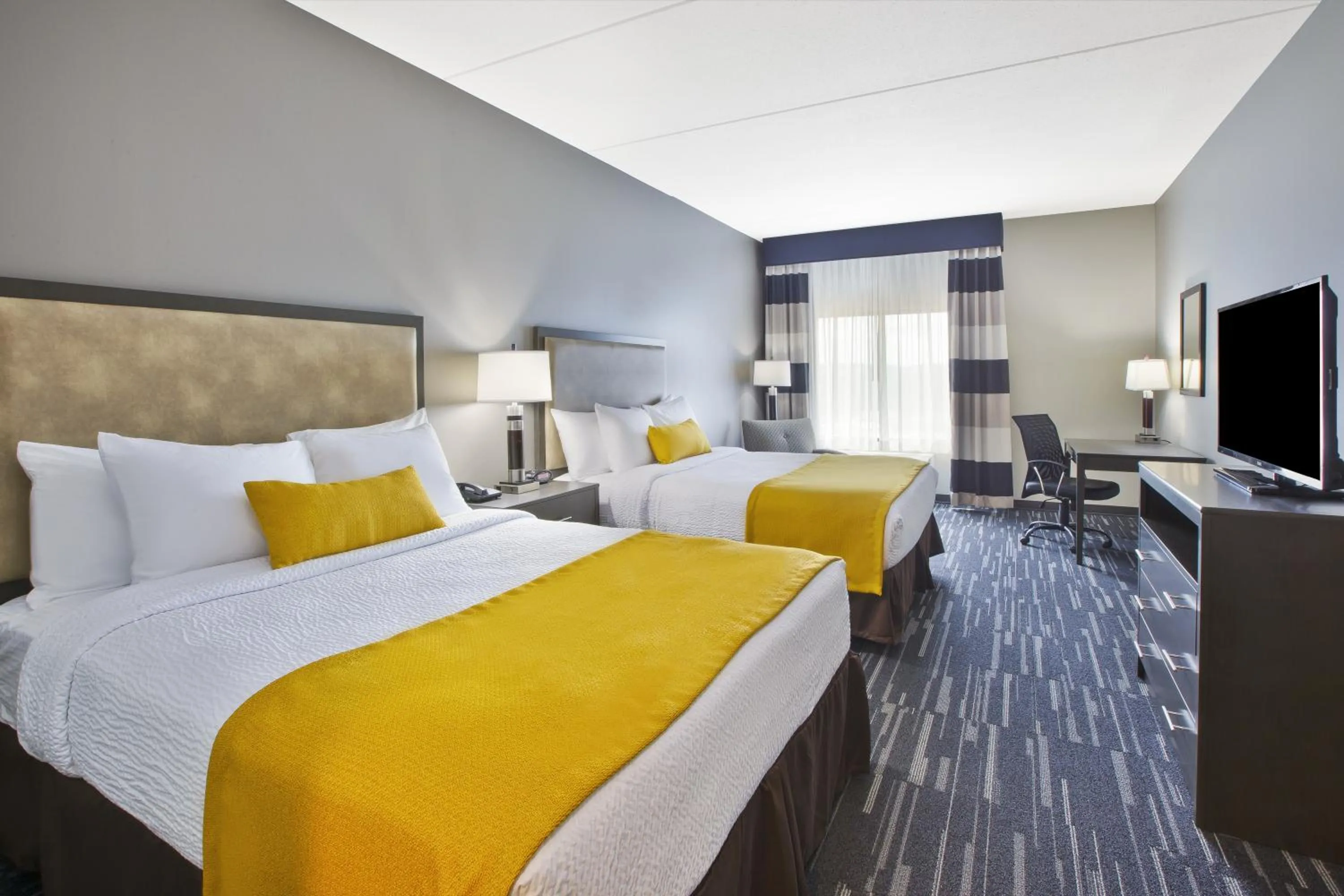 Bedroom, Bed in Best Western Plus Cranberry-Pittsburgh North