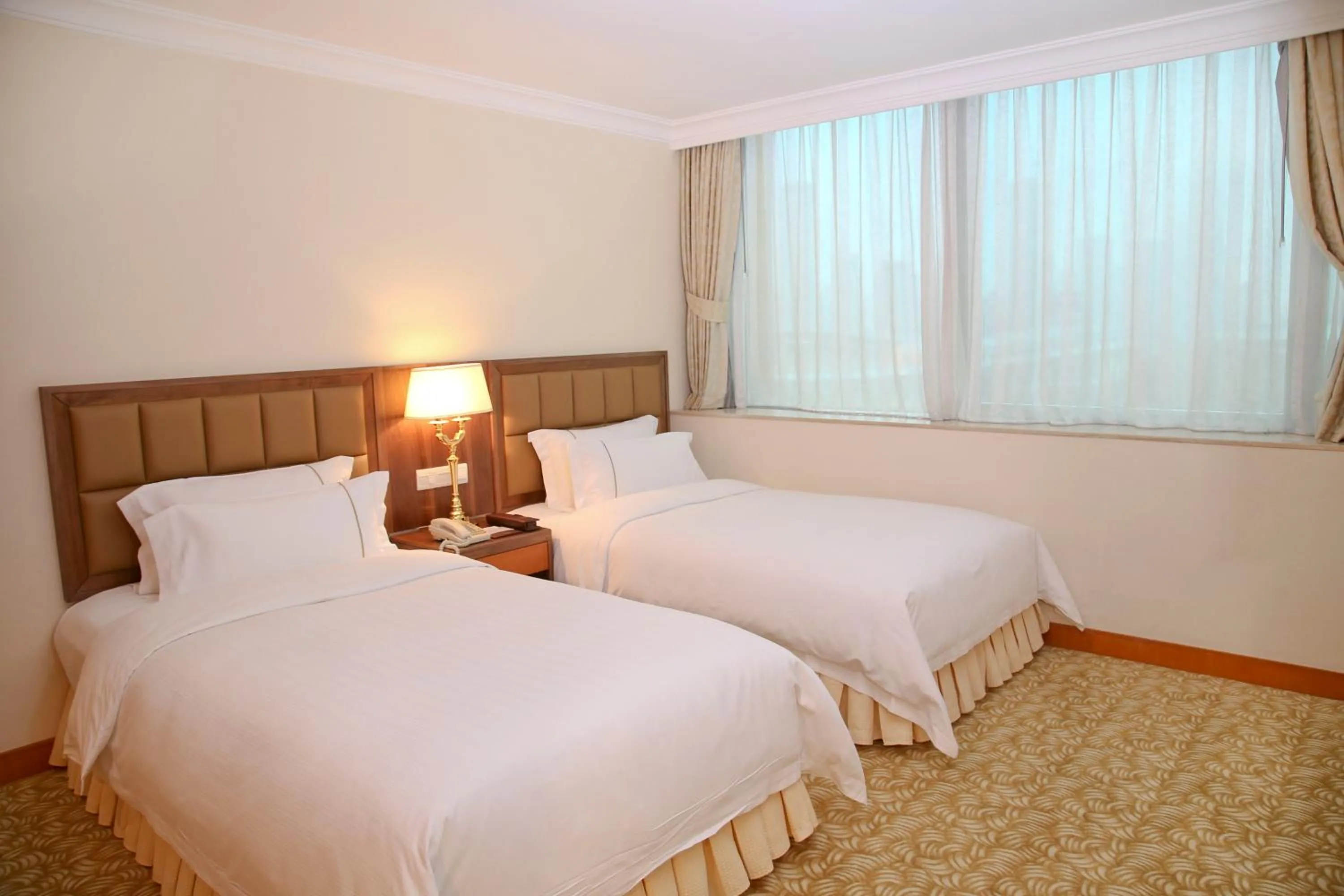 Bedroom, Bed in China Mayors Plaza