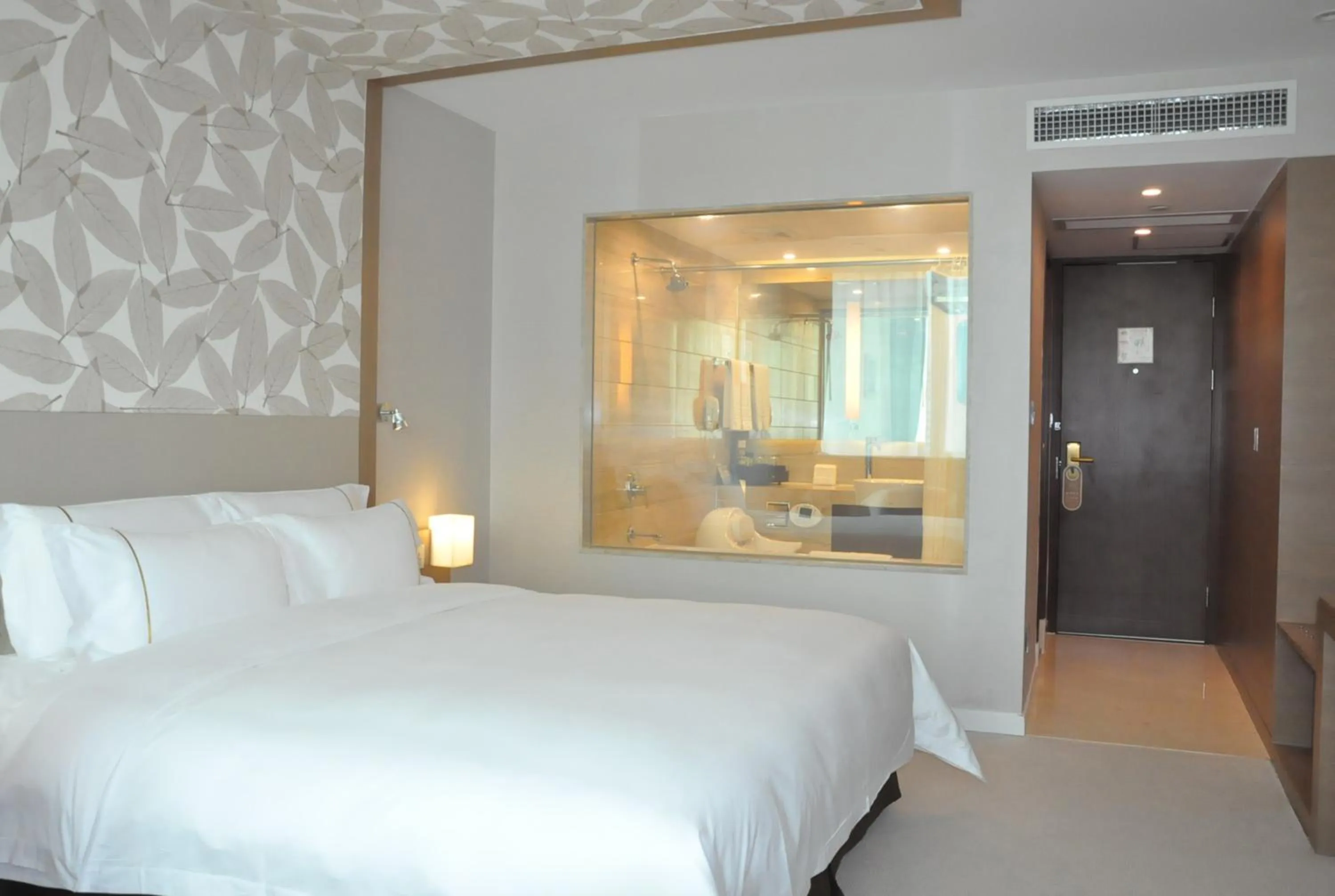 bunk bed, Bed in China Mayors Plaza