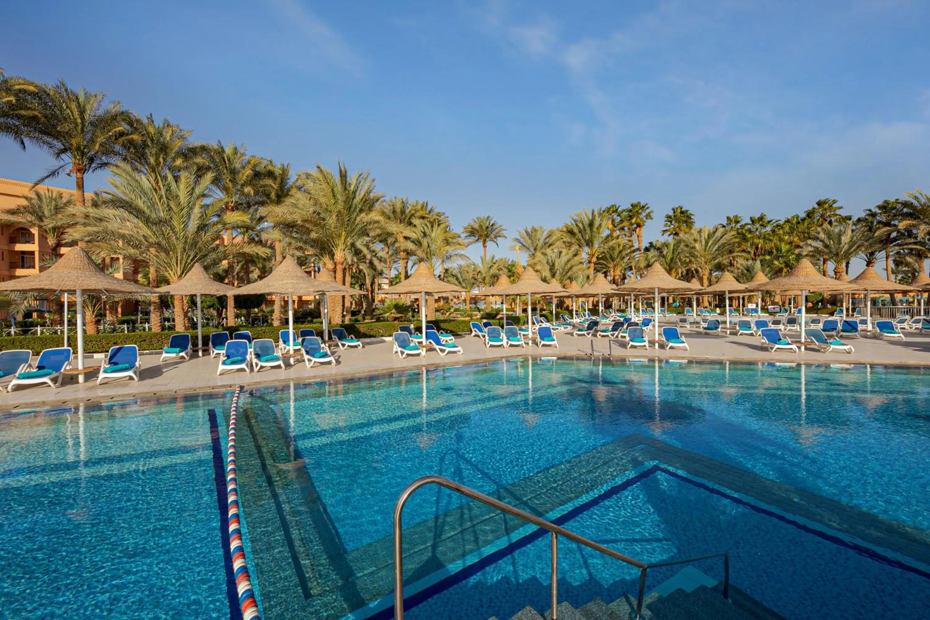 Swimming pool in Giftun Azur Resort
