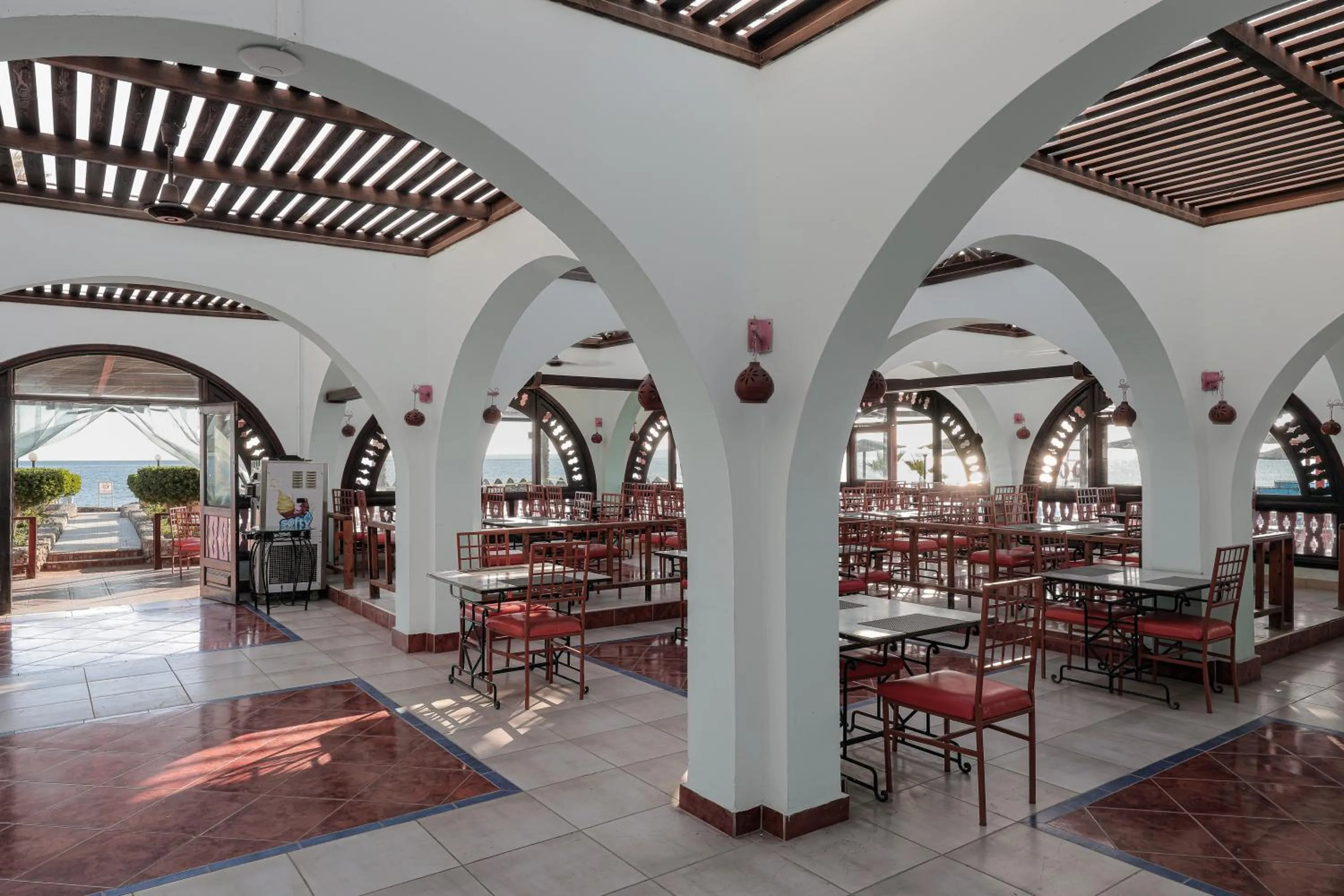 Restaurant/places to eat in Arabia Azur Resort