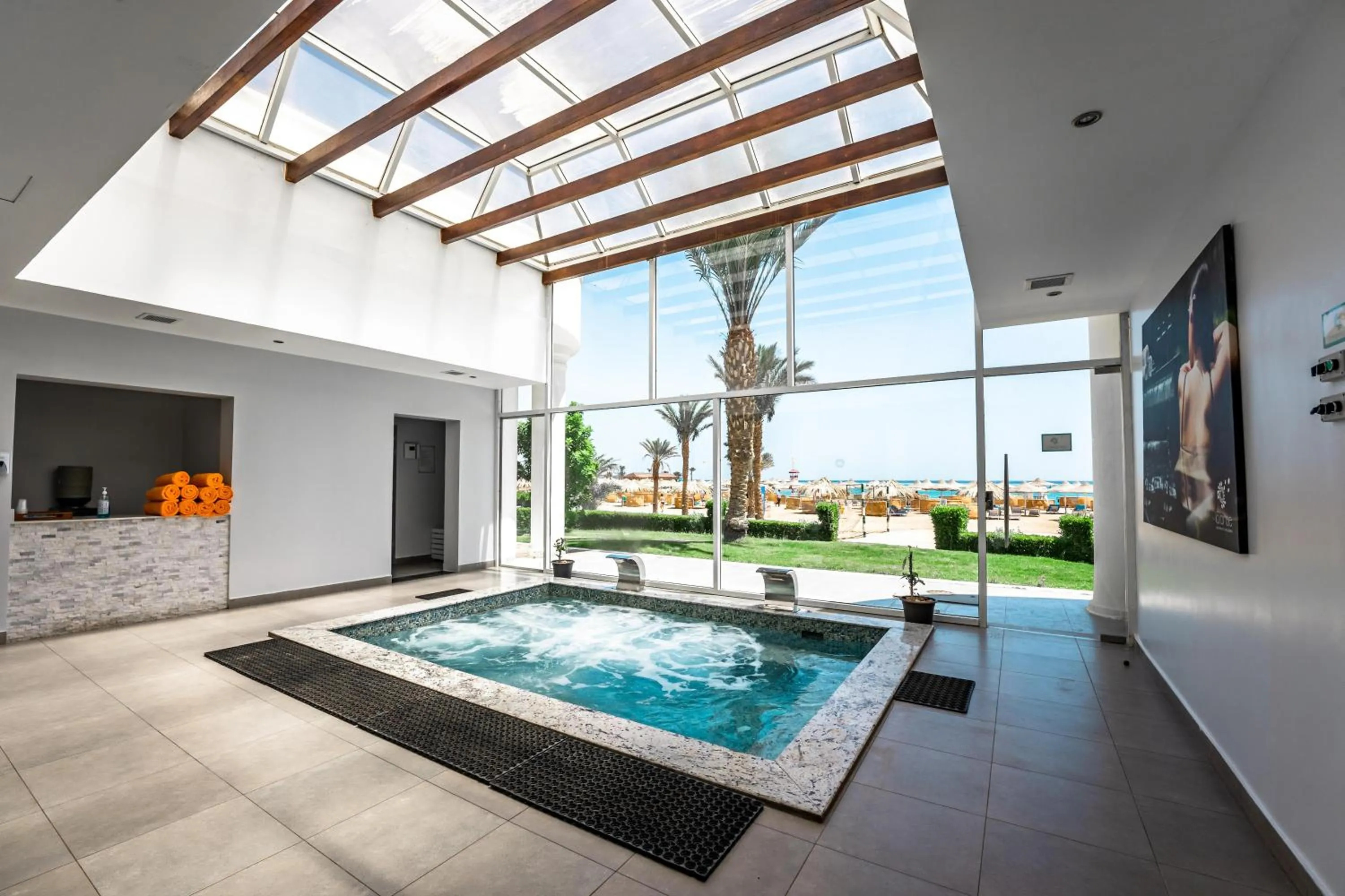 Swimming pool in Labranda Royal Makadi