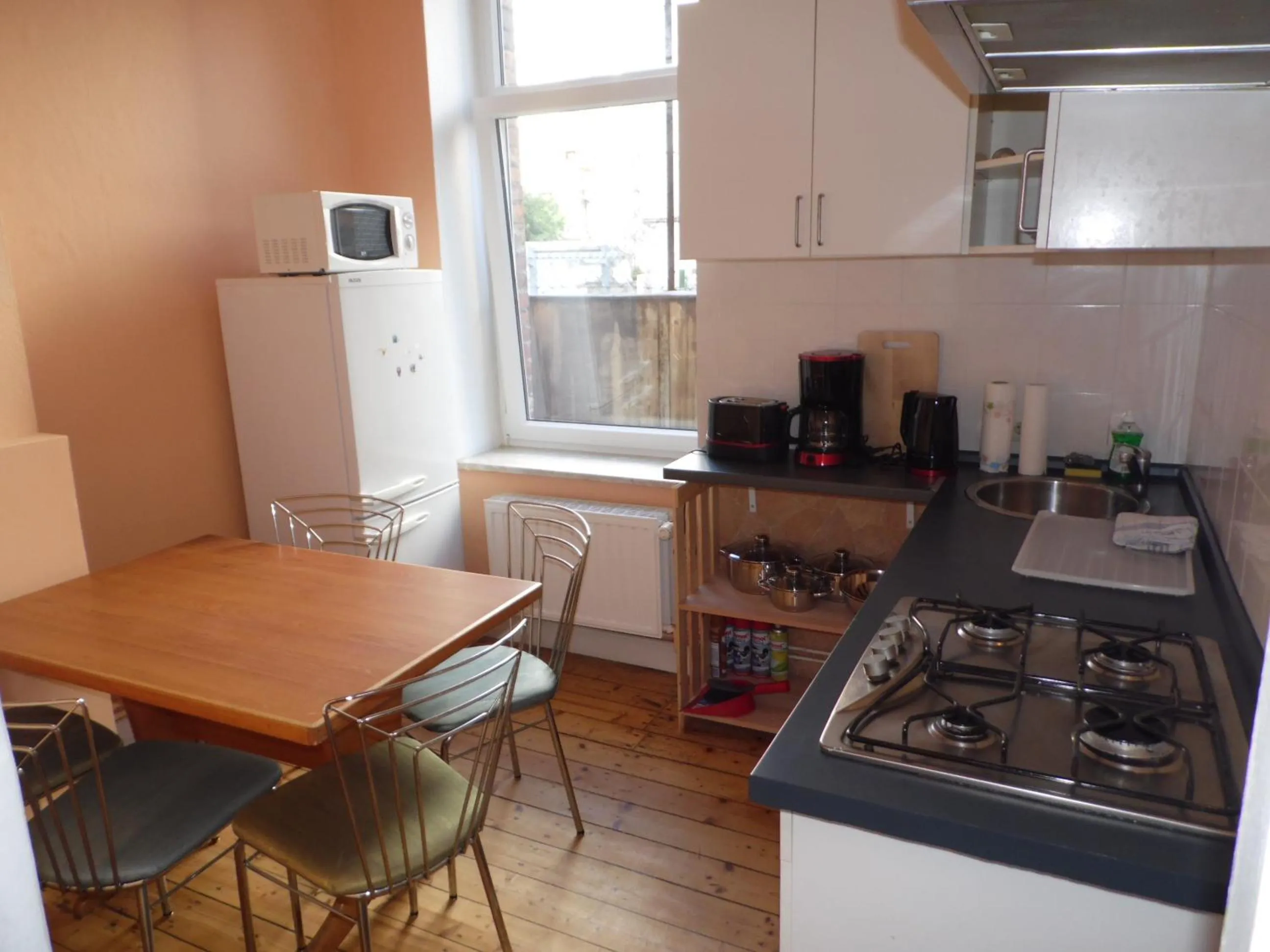 English Romance University