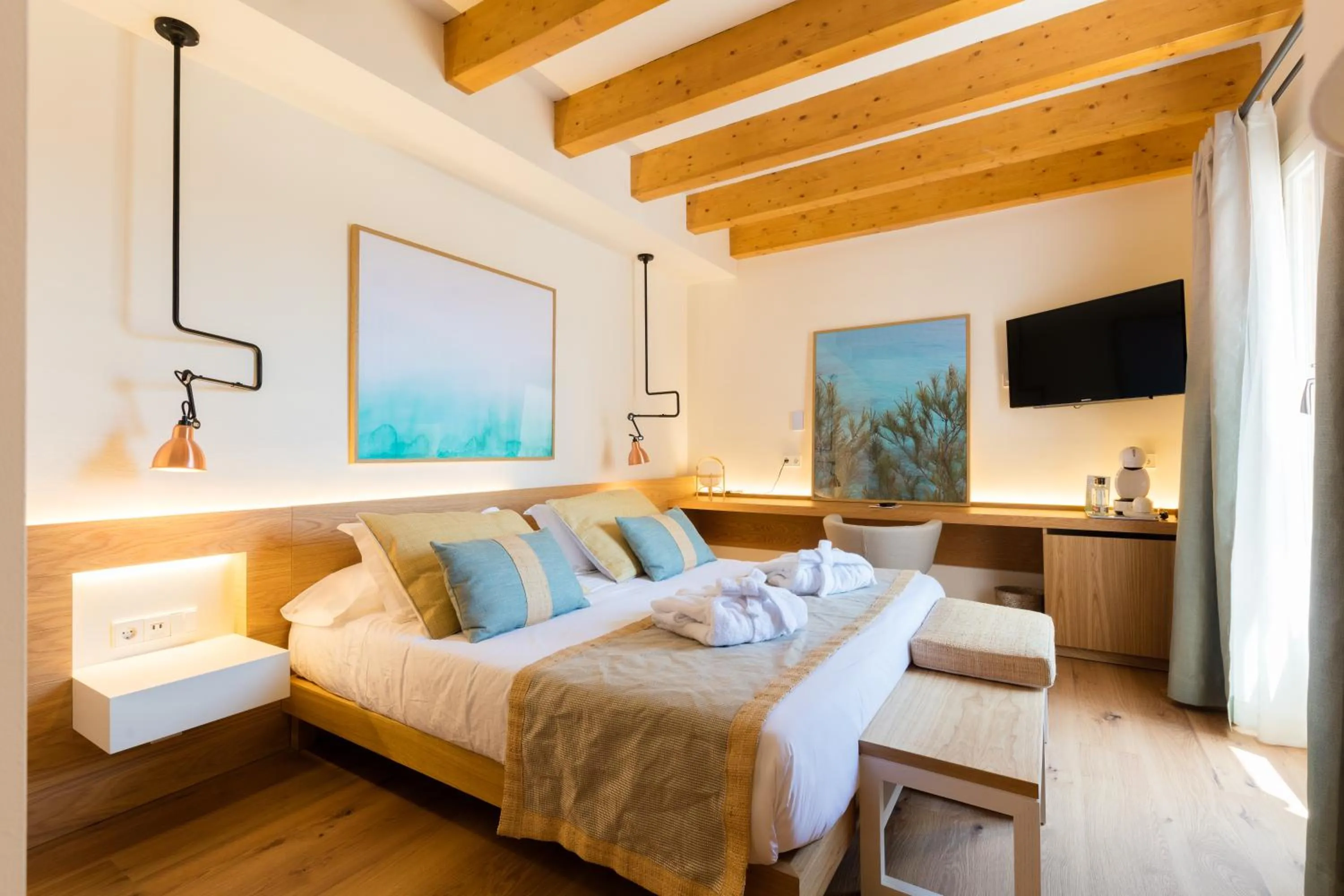 Bedroom, Bed in Forum Boutique Hotel & Spa - Adults Only