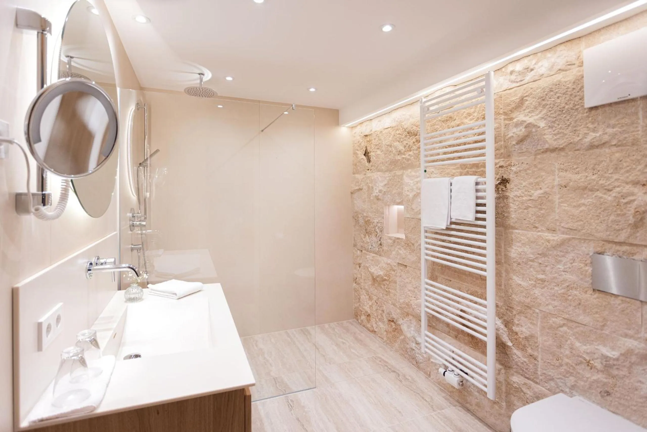 Bathroom in Hotel Weissenstein