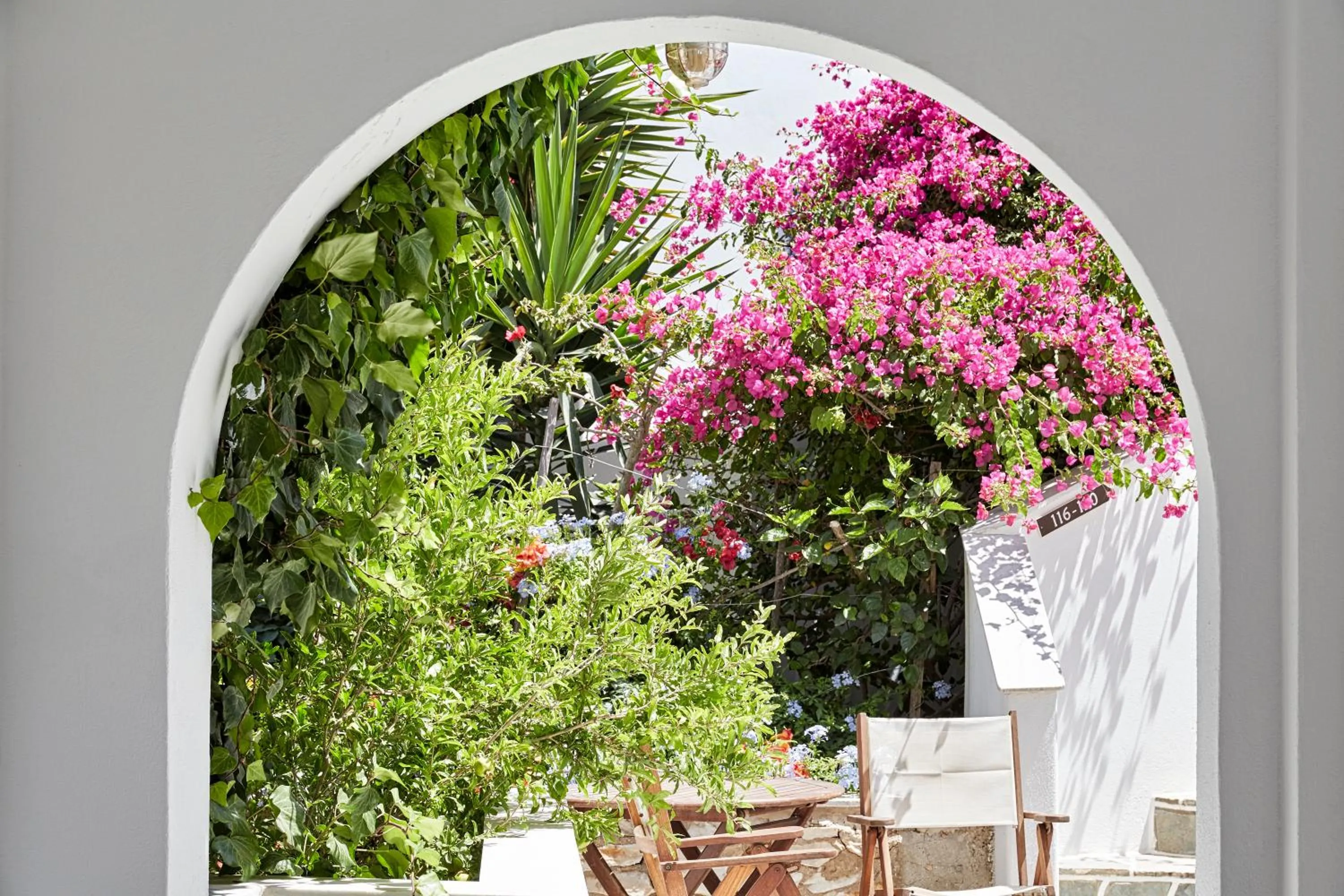 Decorative detail in Sunrise Paros