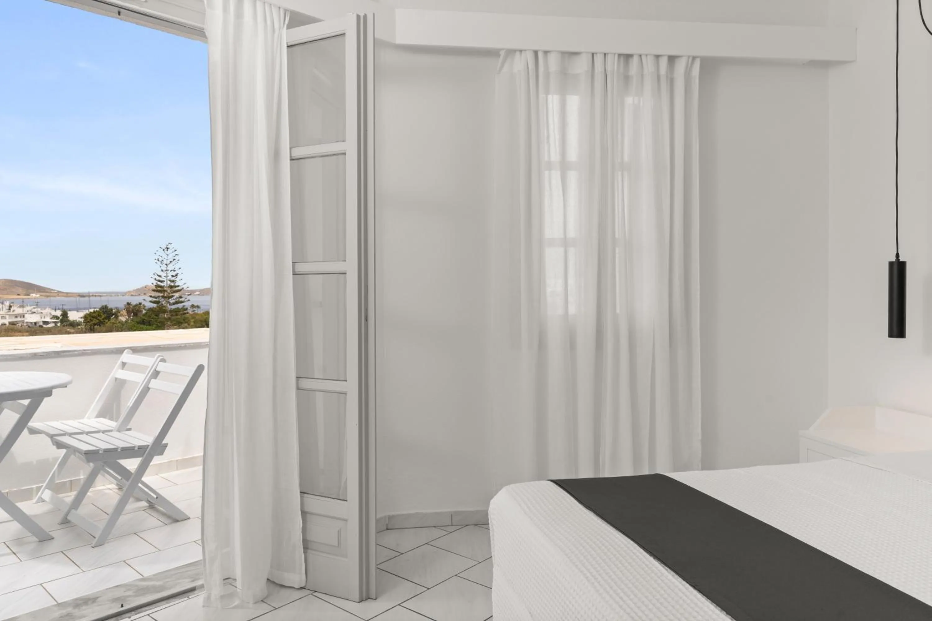 Bed in Sunrise Paros