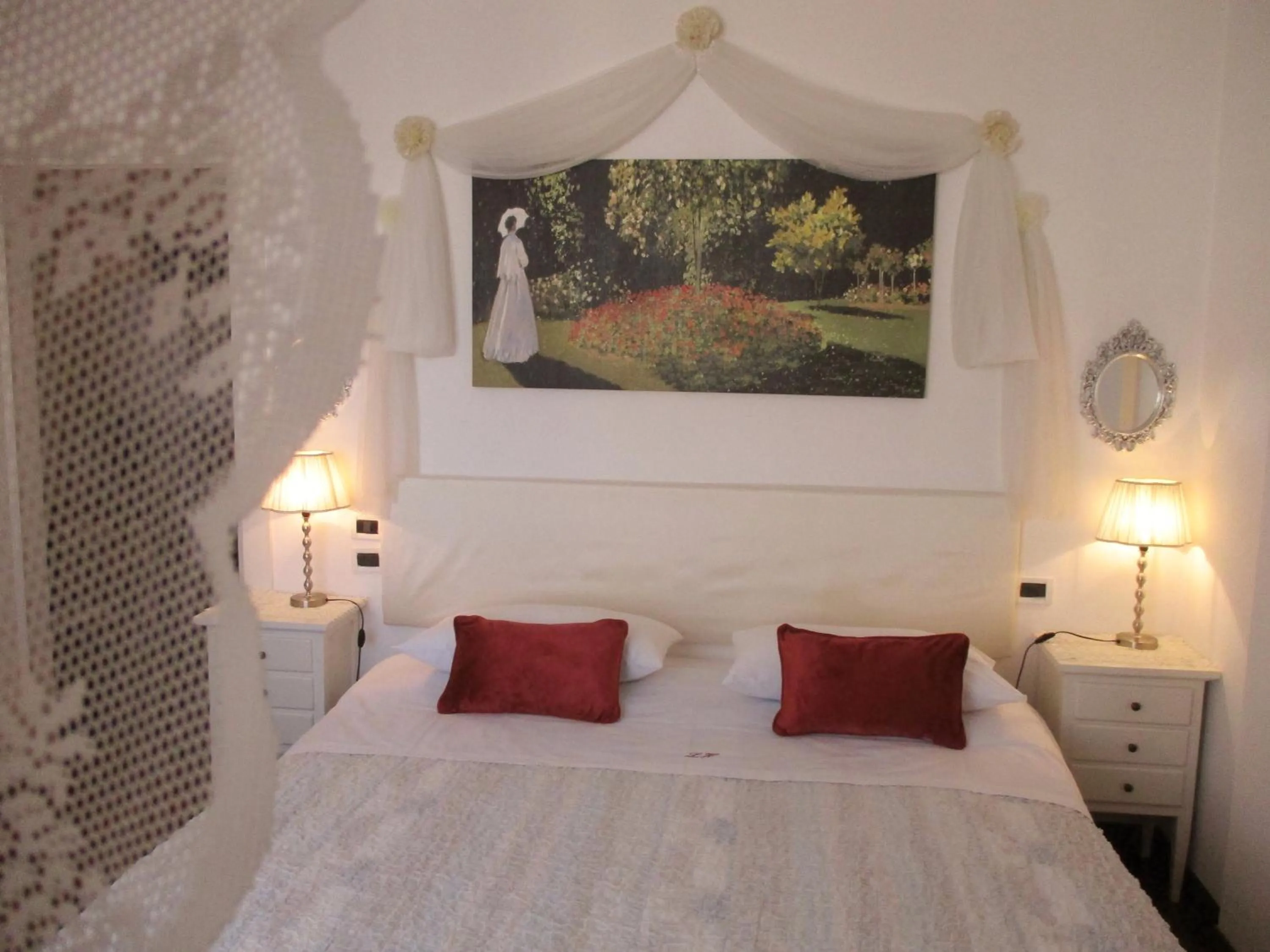 Photo of the whole room, Bed in Luxury House B&B