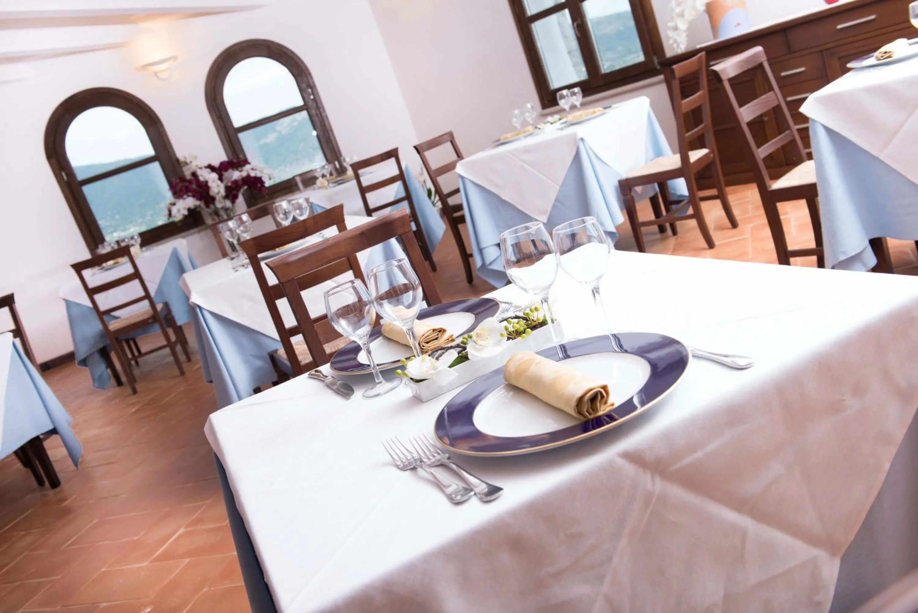 Restaurant/places to eat in Tenuta Su Vrau