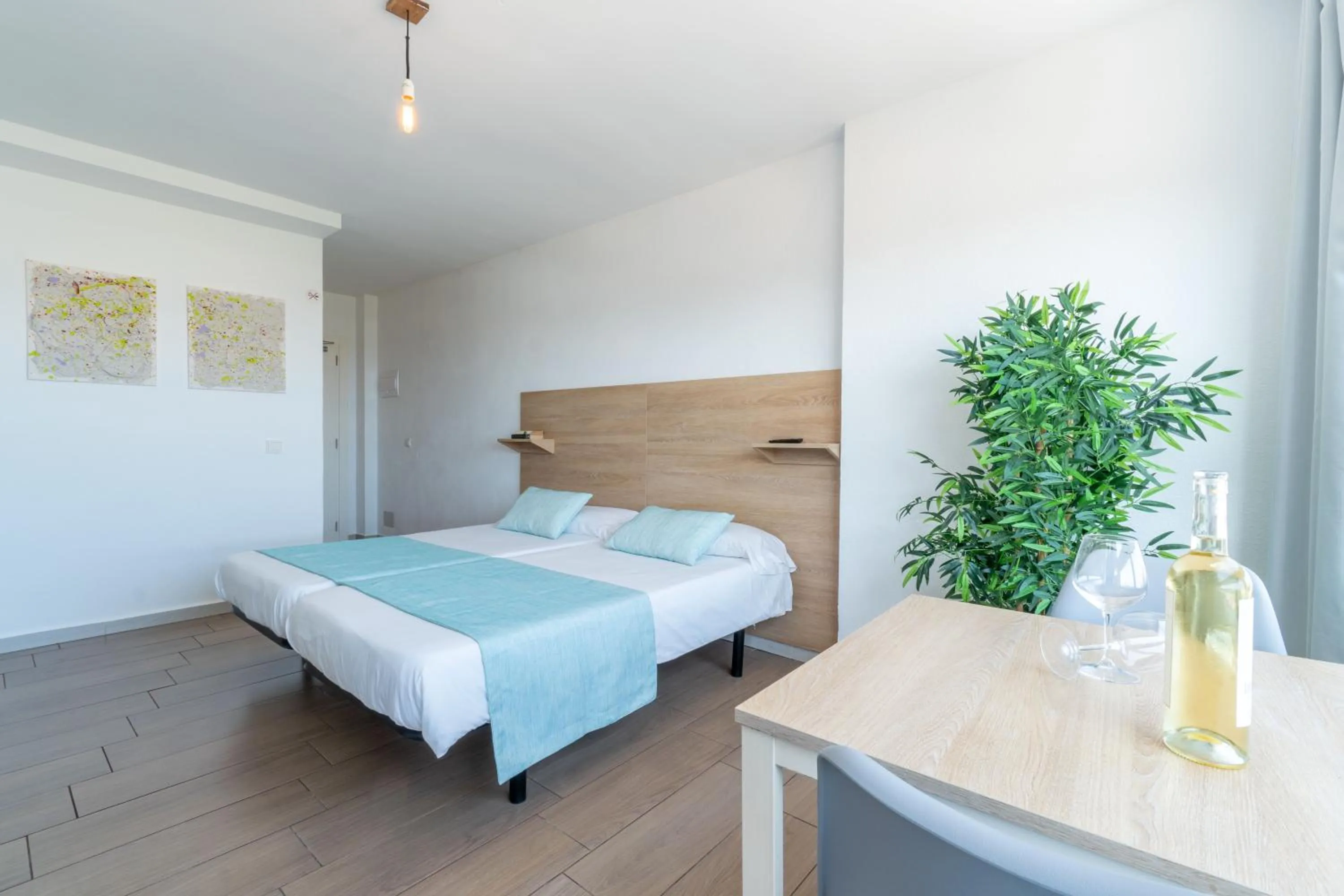 Bed in Apartaments La Perla Negra