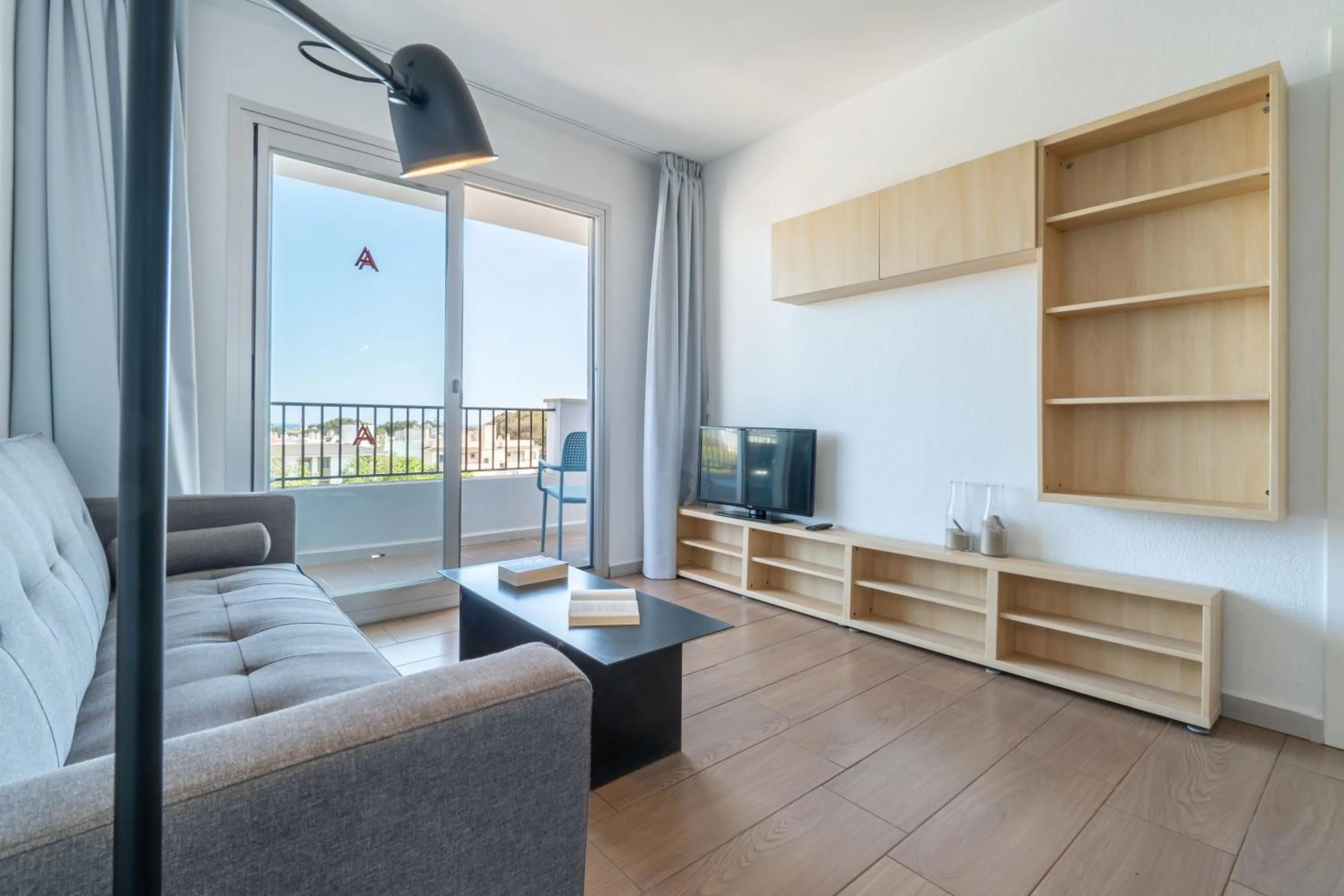 Bed in Apartaments La Perla Negra