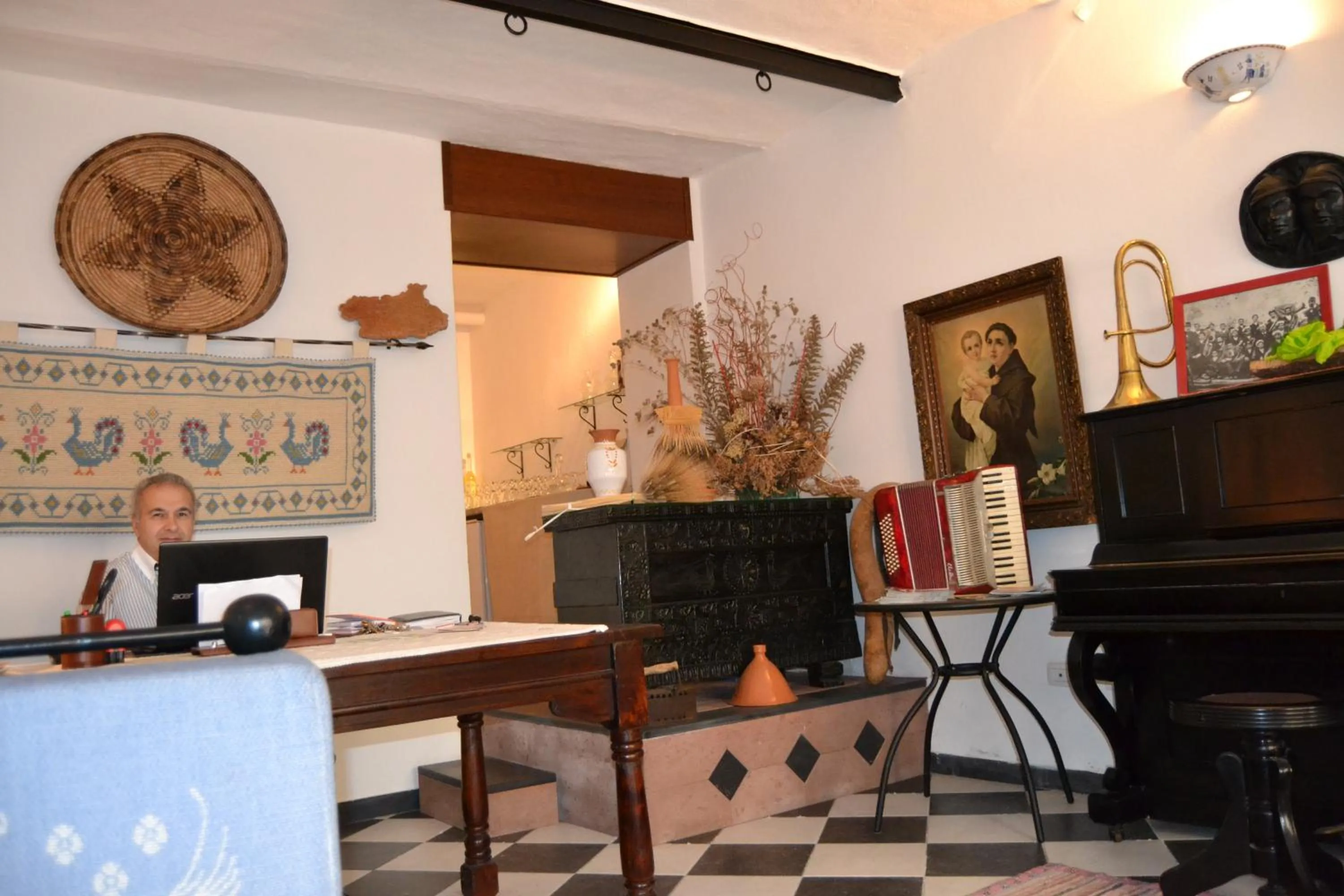 Su Cantaru Guesthouse