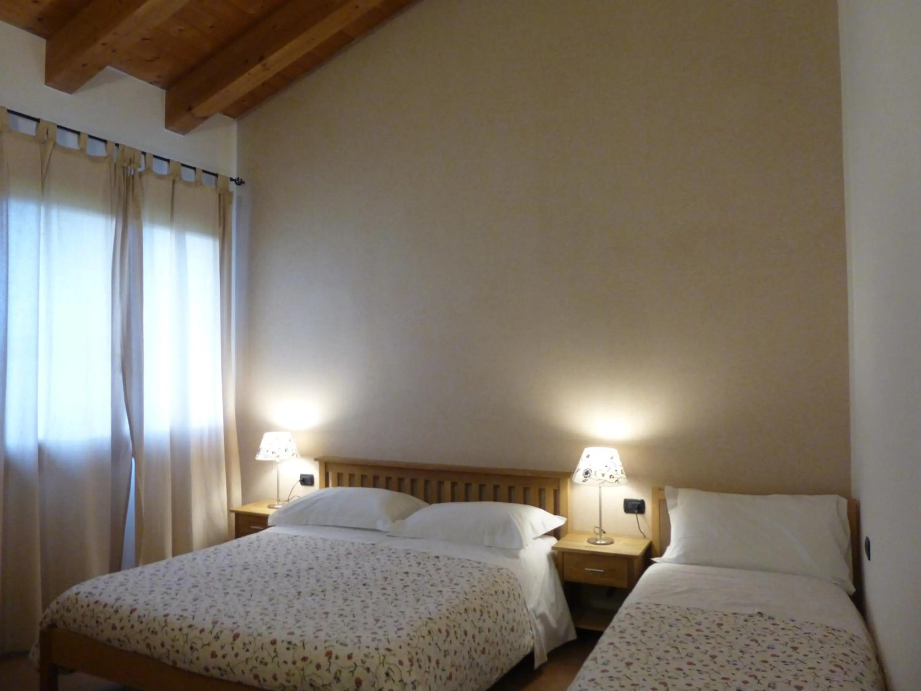 Photo of the whole room, Bed in Agriturismo Ai Carpini