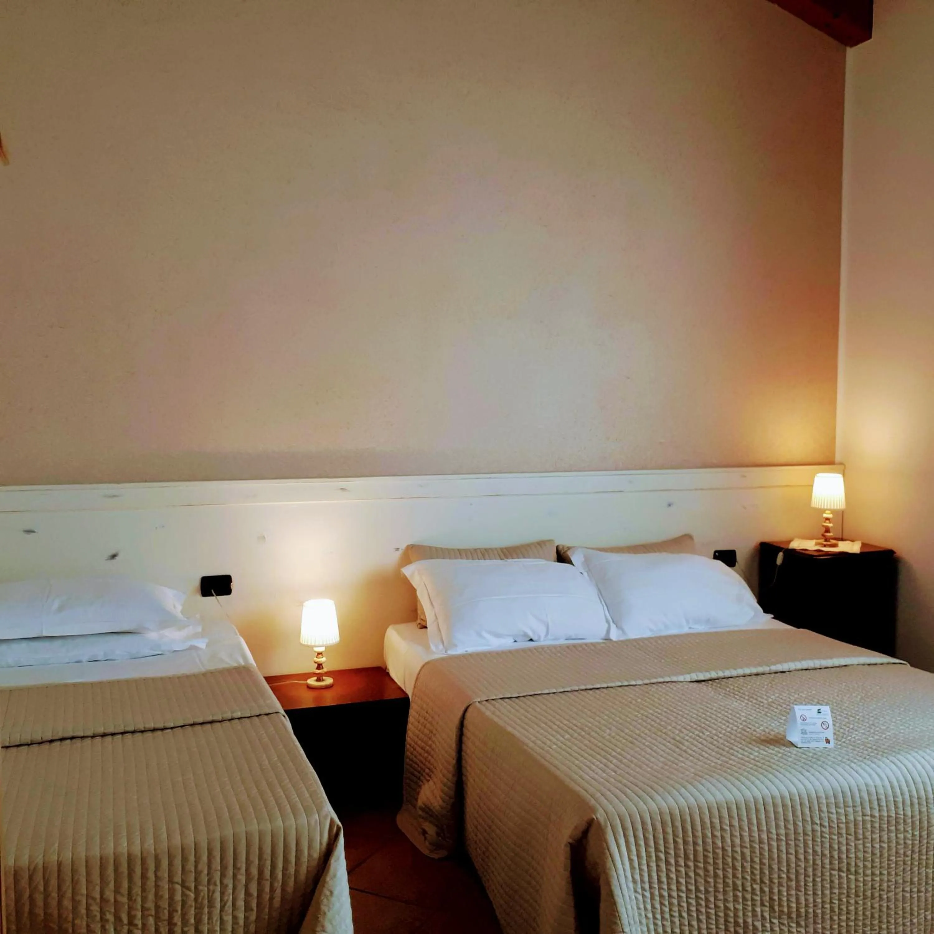 Photo of the whole room, Bed in Agriturismo Ai Carpini