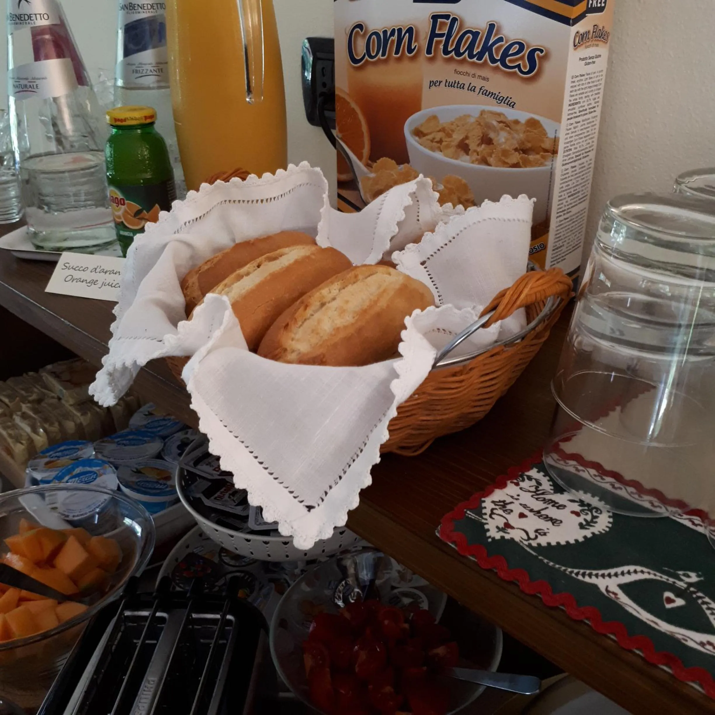 Buffet breakfast in Agriturismo Ai Carpini