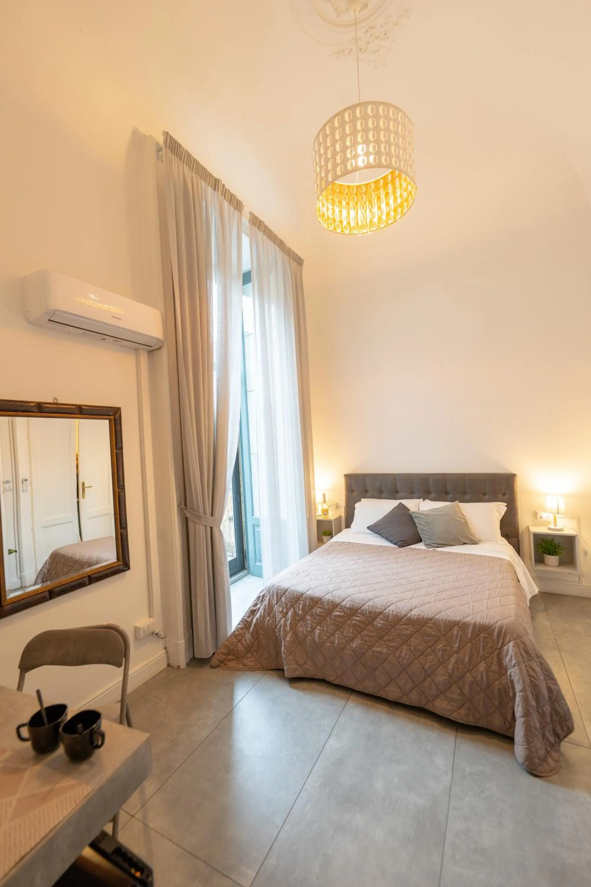 Bed in Palazzo Bruca Catania