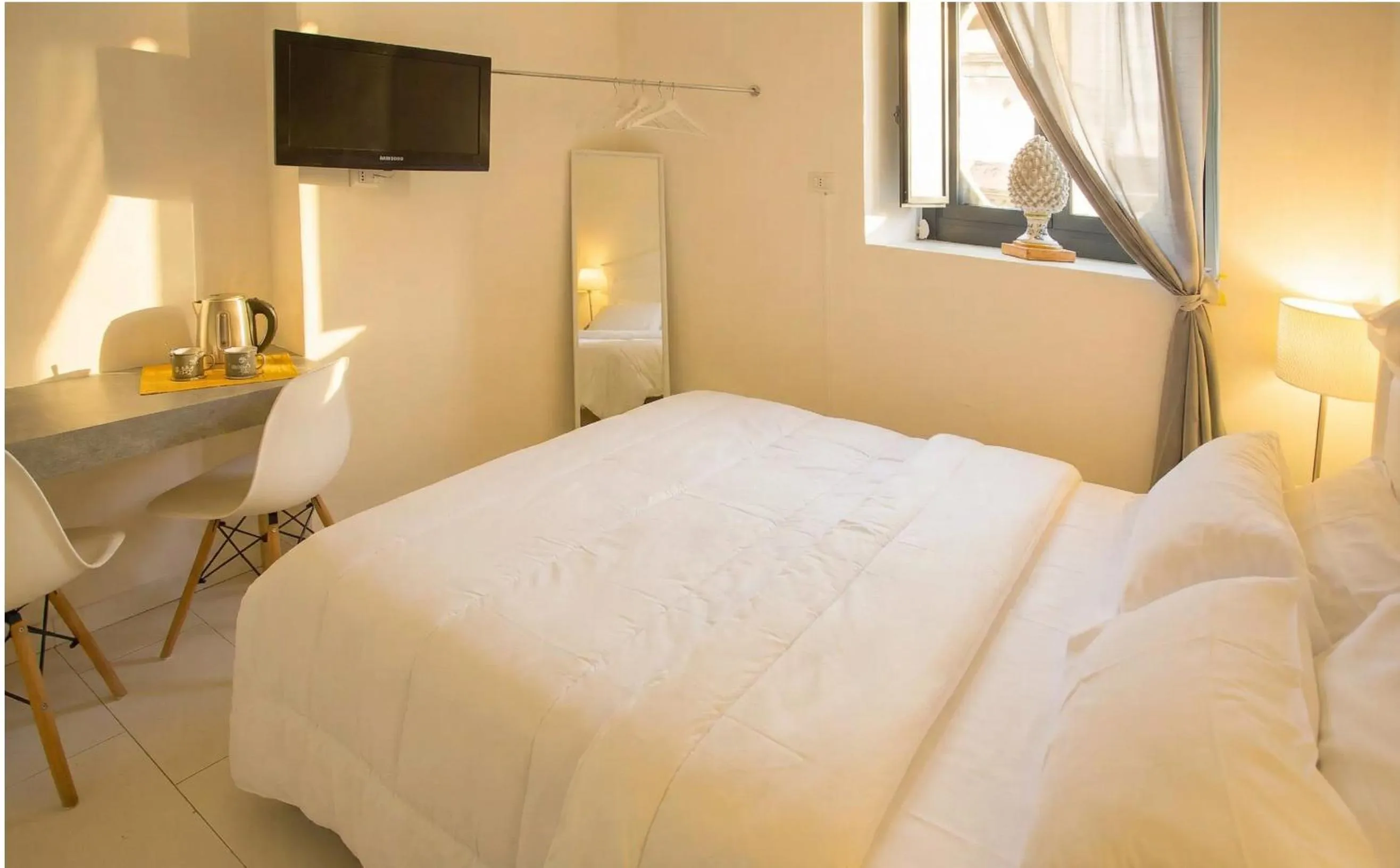 TV and multimedia, Bed in Palazzo Bruca Catania