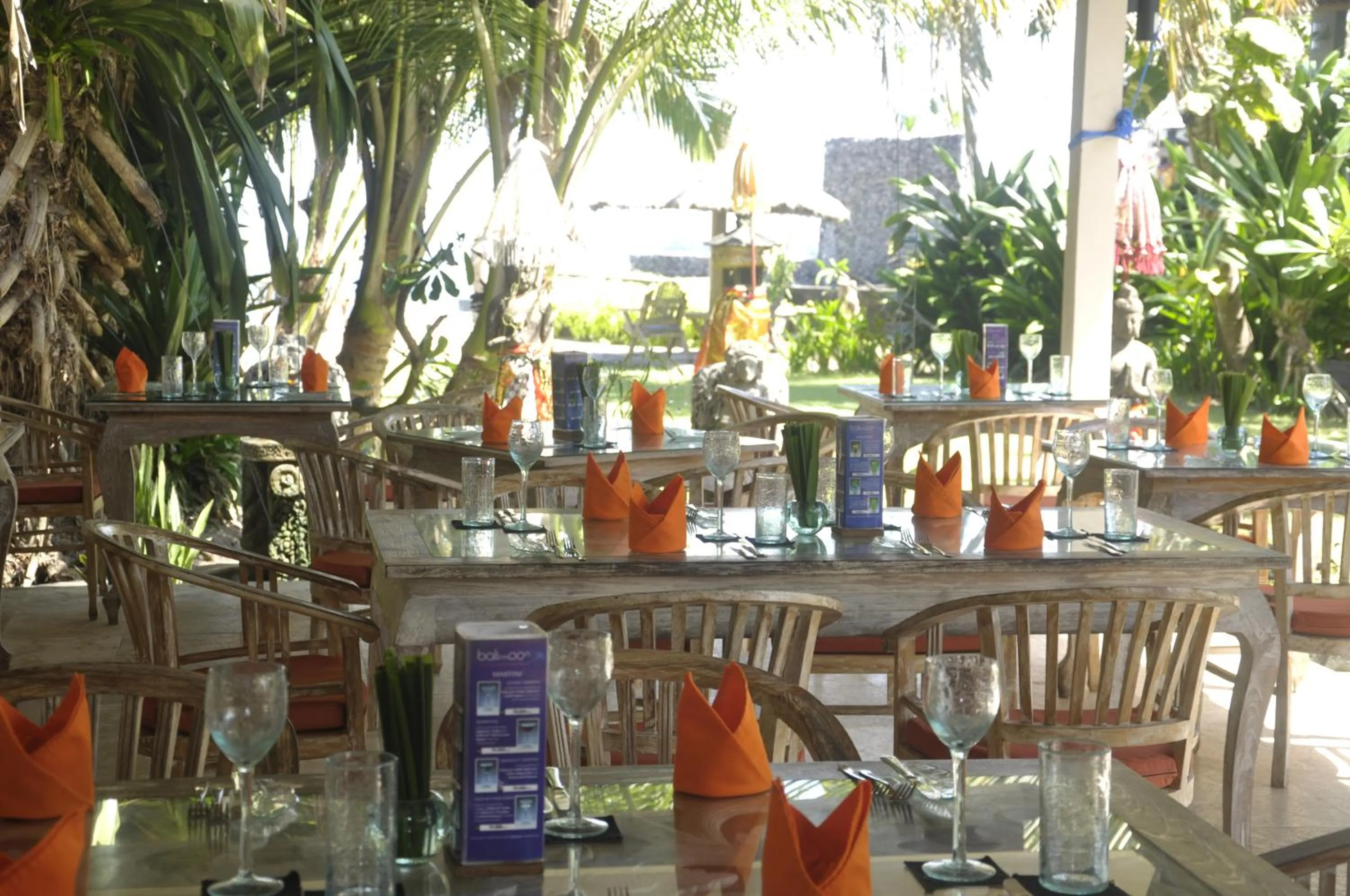 Restaurant/places to eat in Bayside Bungalows