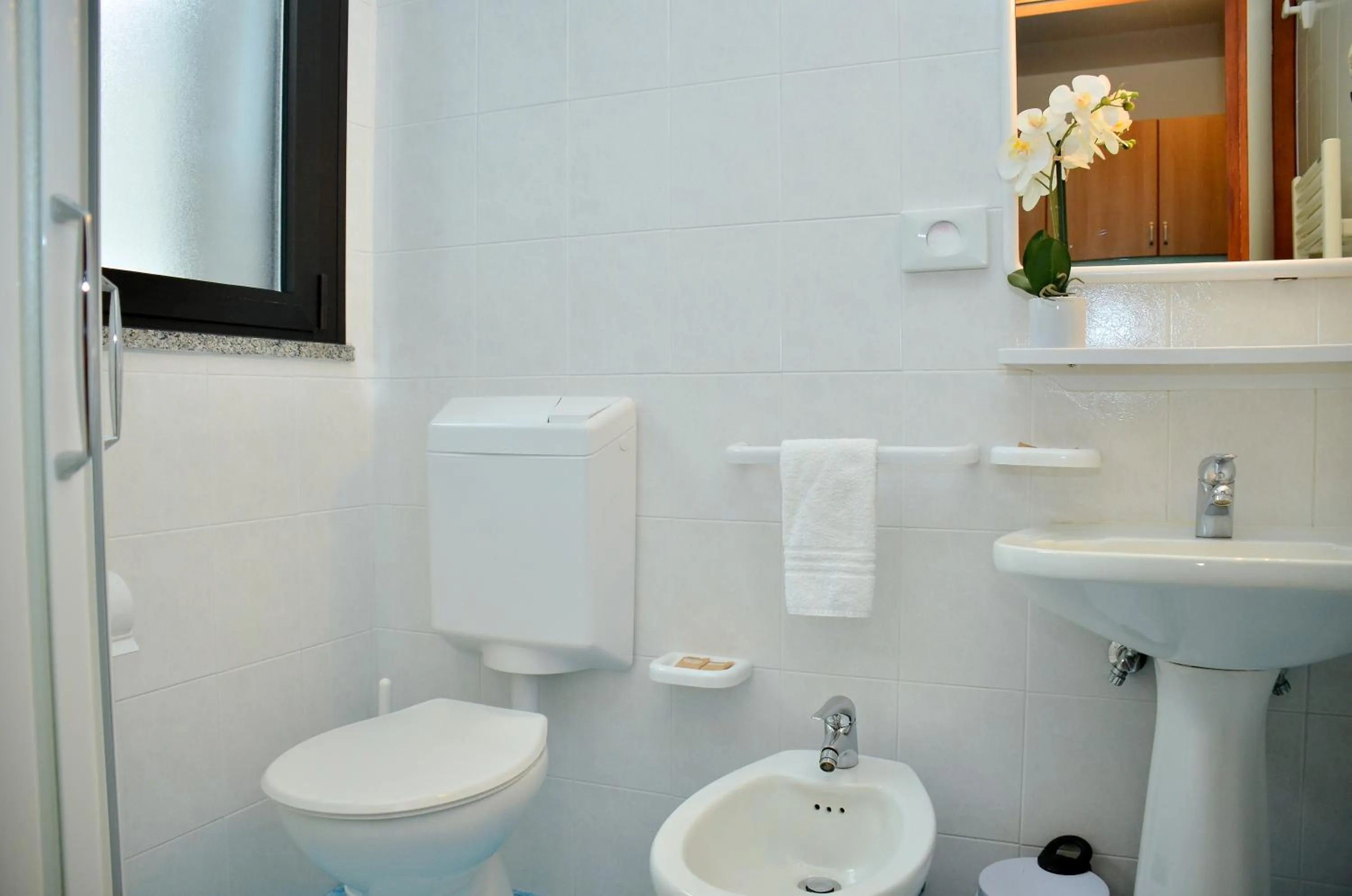 Toilet in Hotel Etna