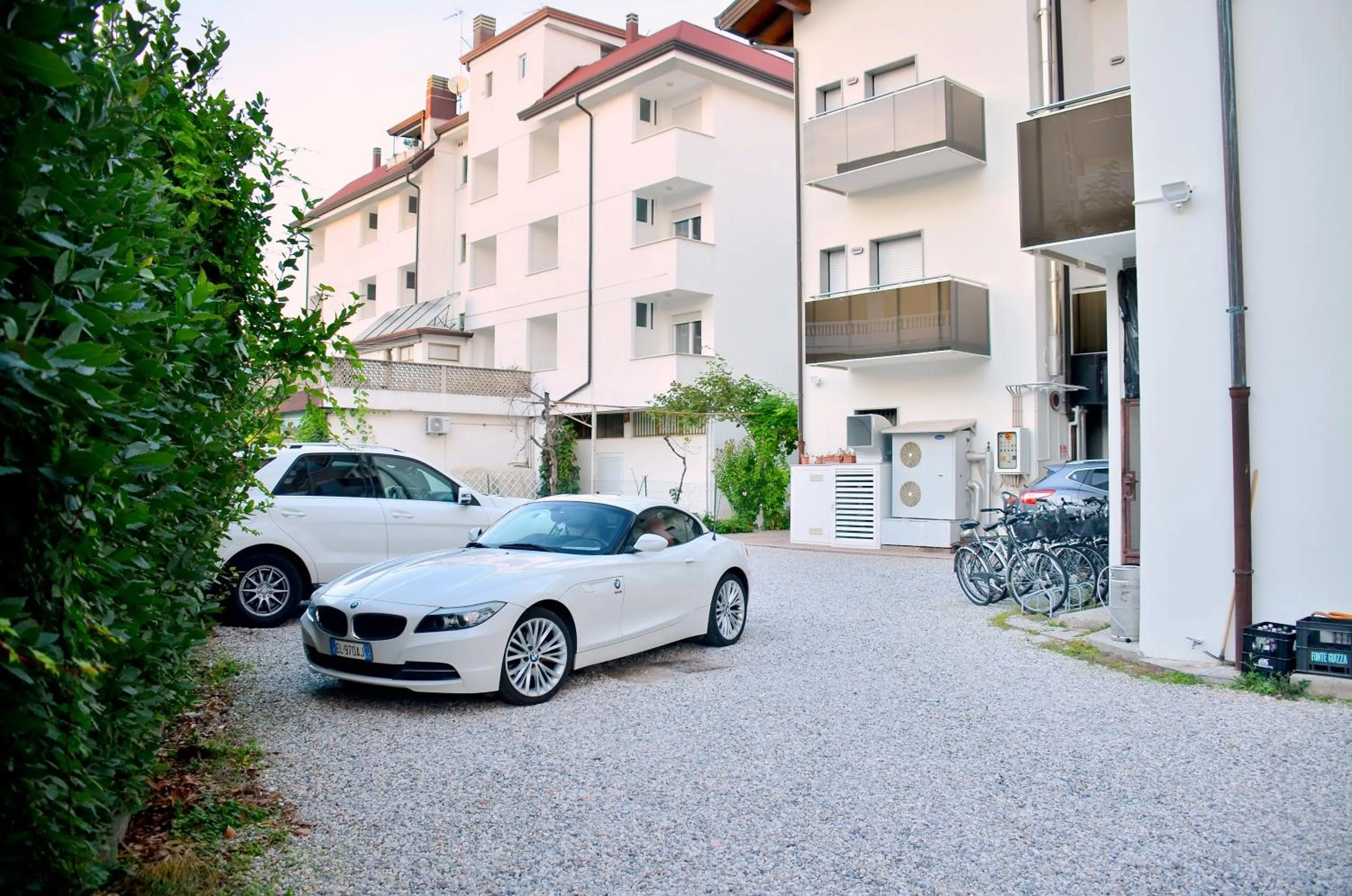 Parking in Hotel Etna