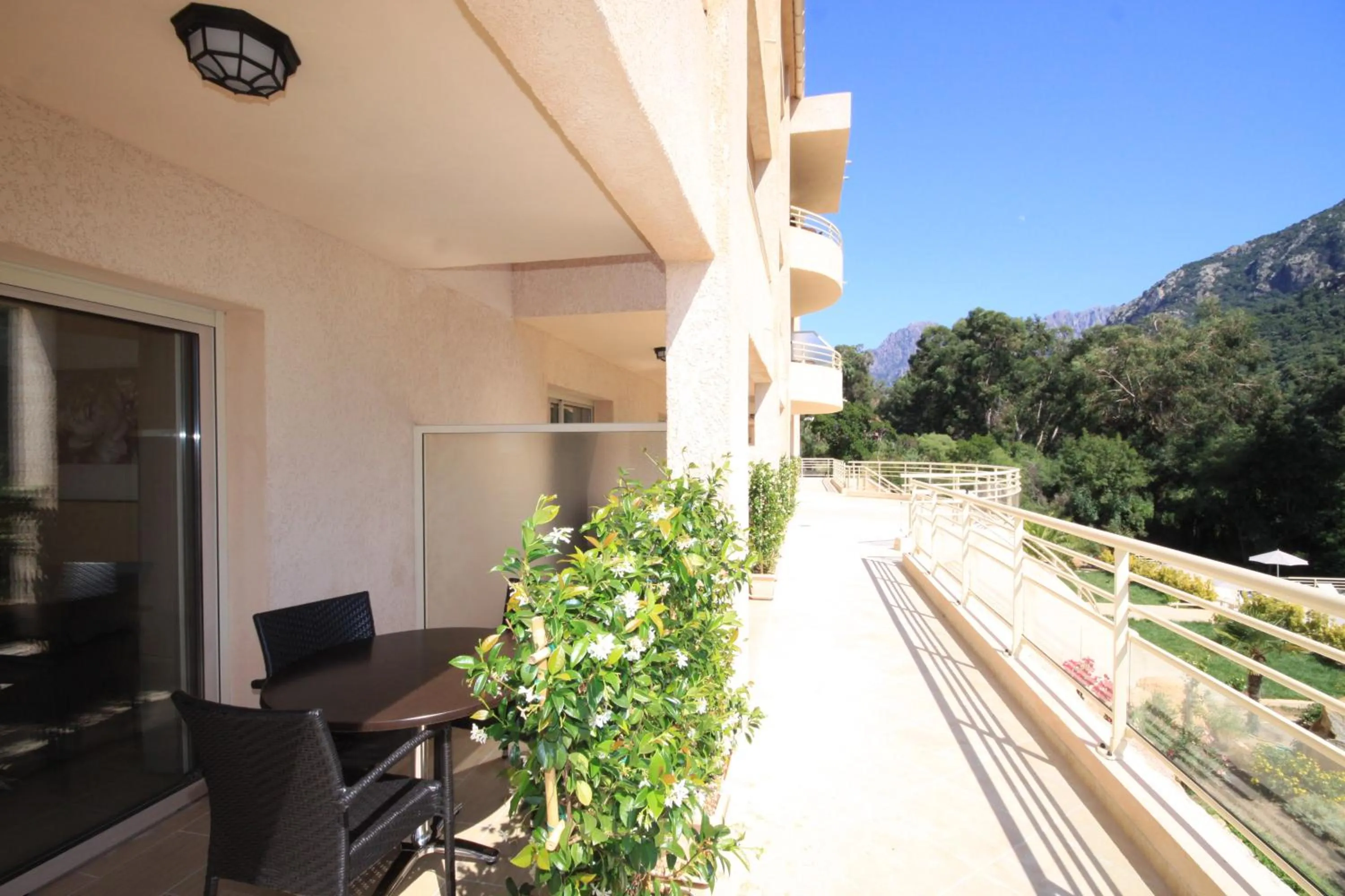 Hôtel et Résidence Costa Rossa