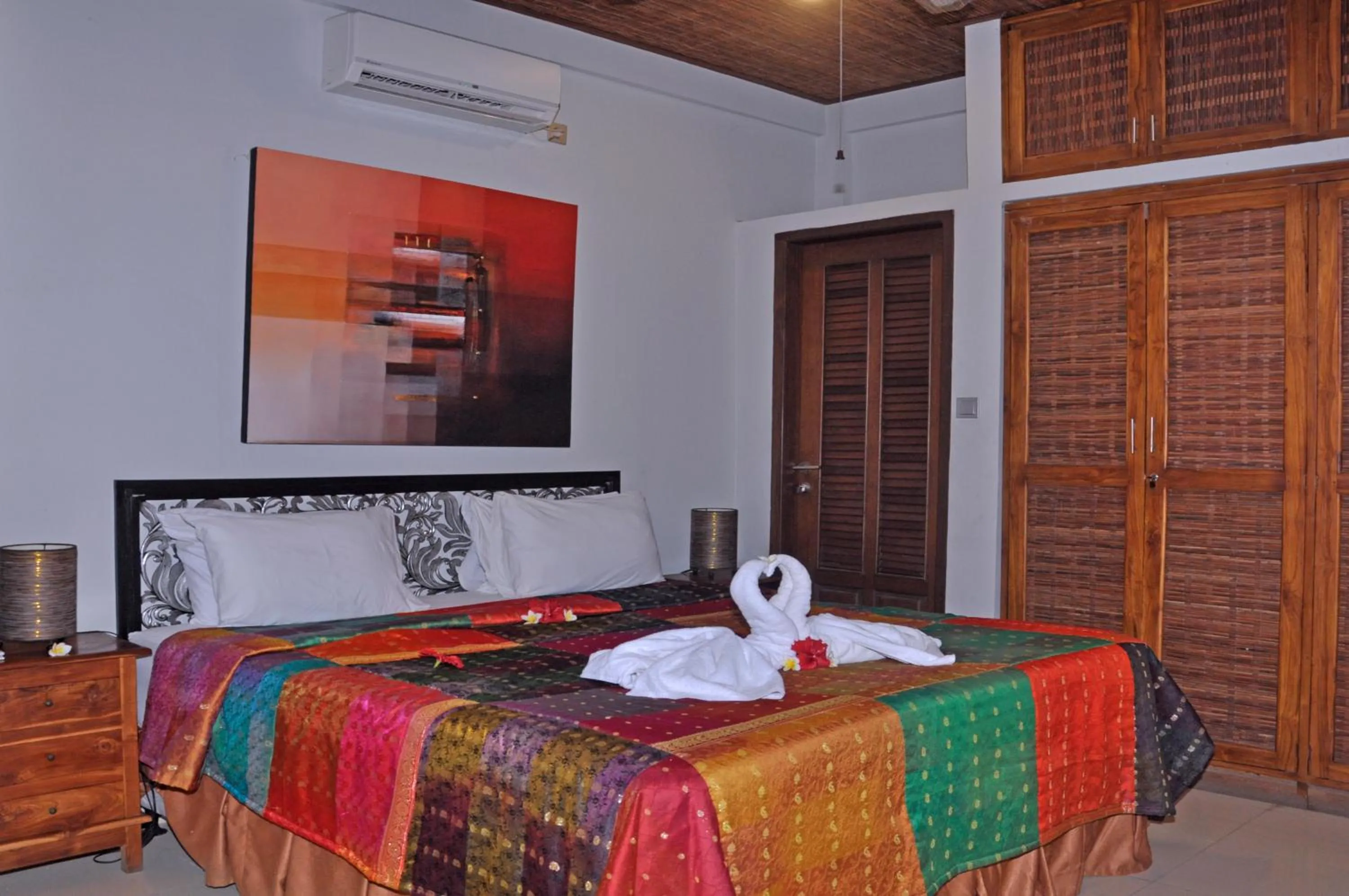 Bedroom, Bed in Bayshore Villa