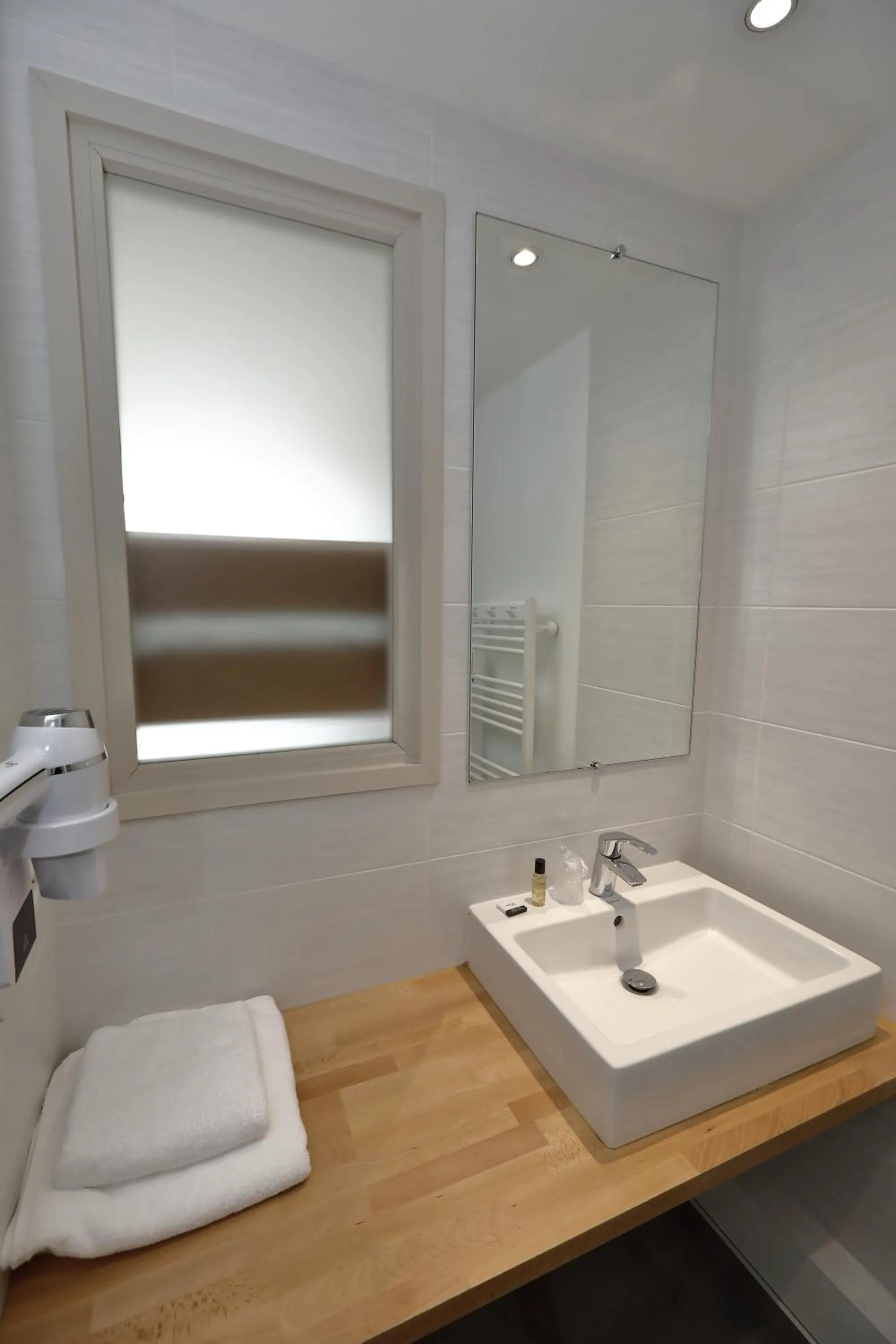 Bathroom in Hôtel Newport