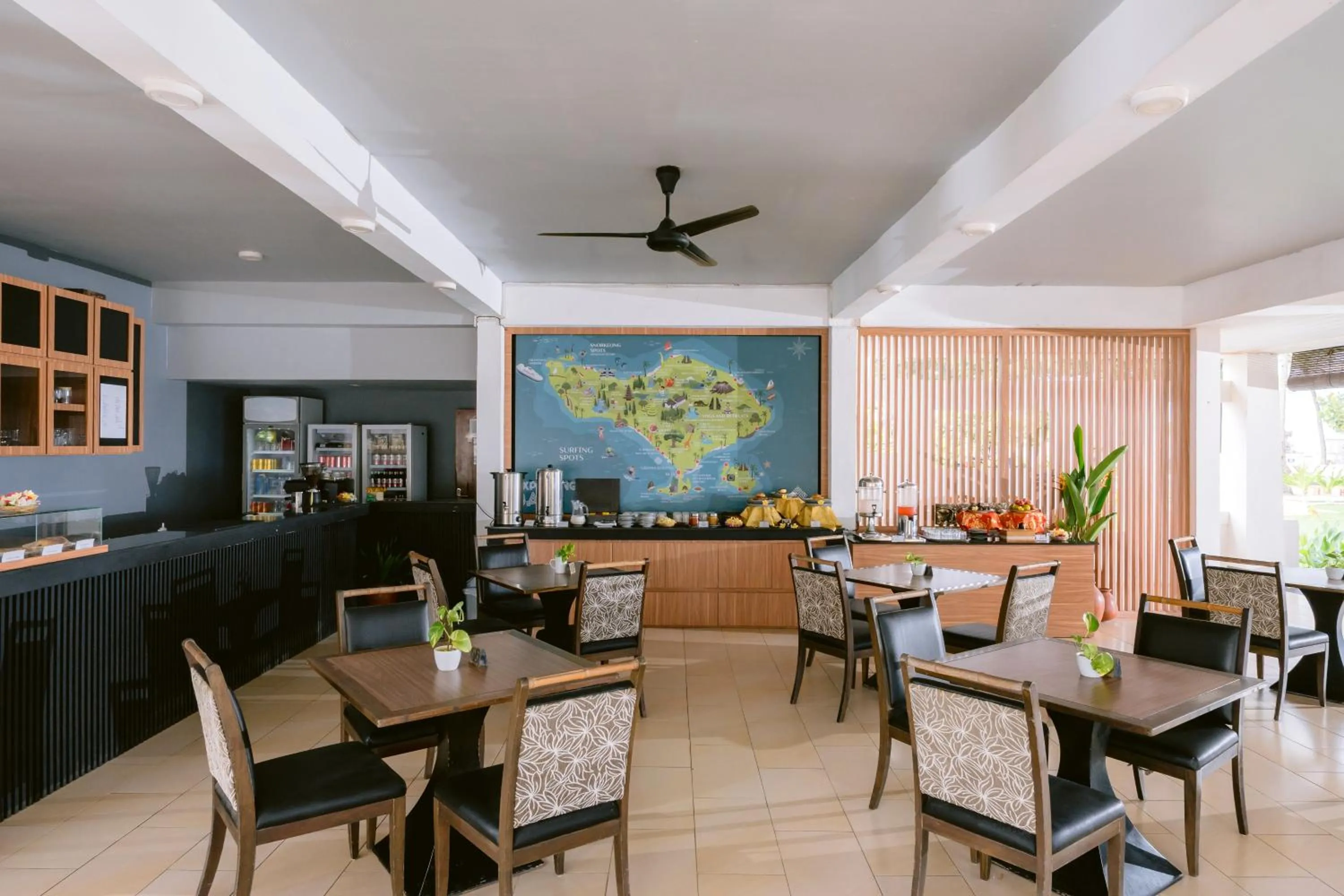 Restaurant/places to eat in Legong Keraton Beach Hotel