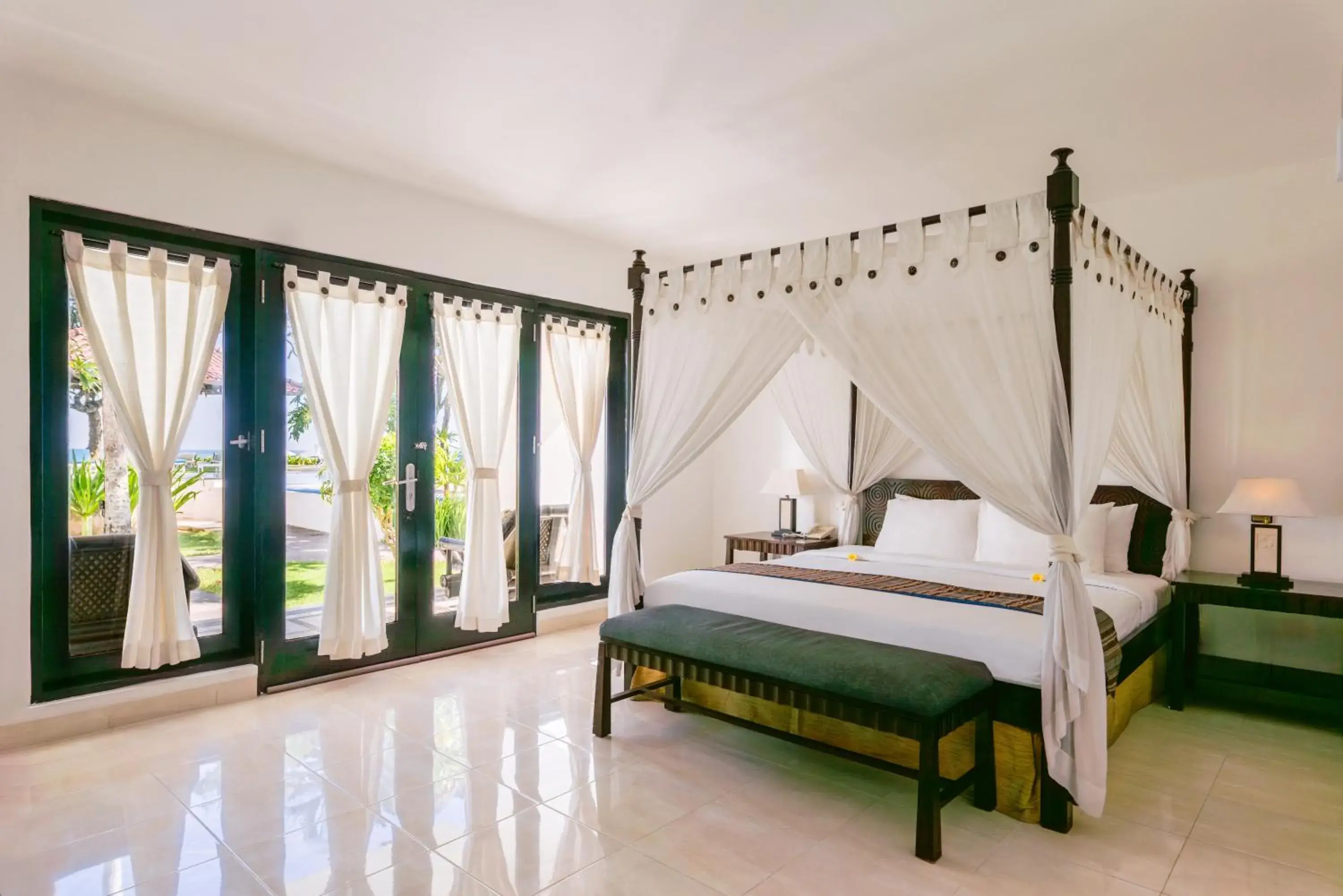 Beachfront Deluxe Double Room in Legong Keraton Beach Hotel Beachfront Deluxe Double Room in Legong Keraton Beach Hotel