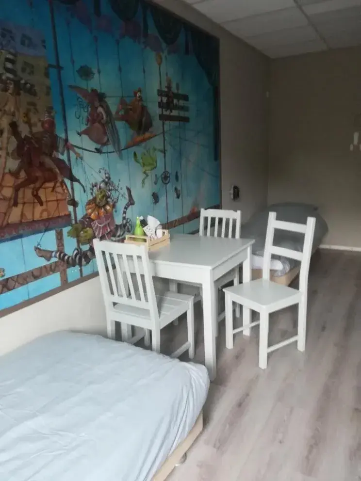 Standard Quadruple Room - single occupancy in Simplon Hostel Standard Quadruple Room - single occupancy in Simplon Hostel