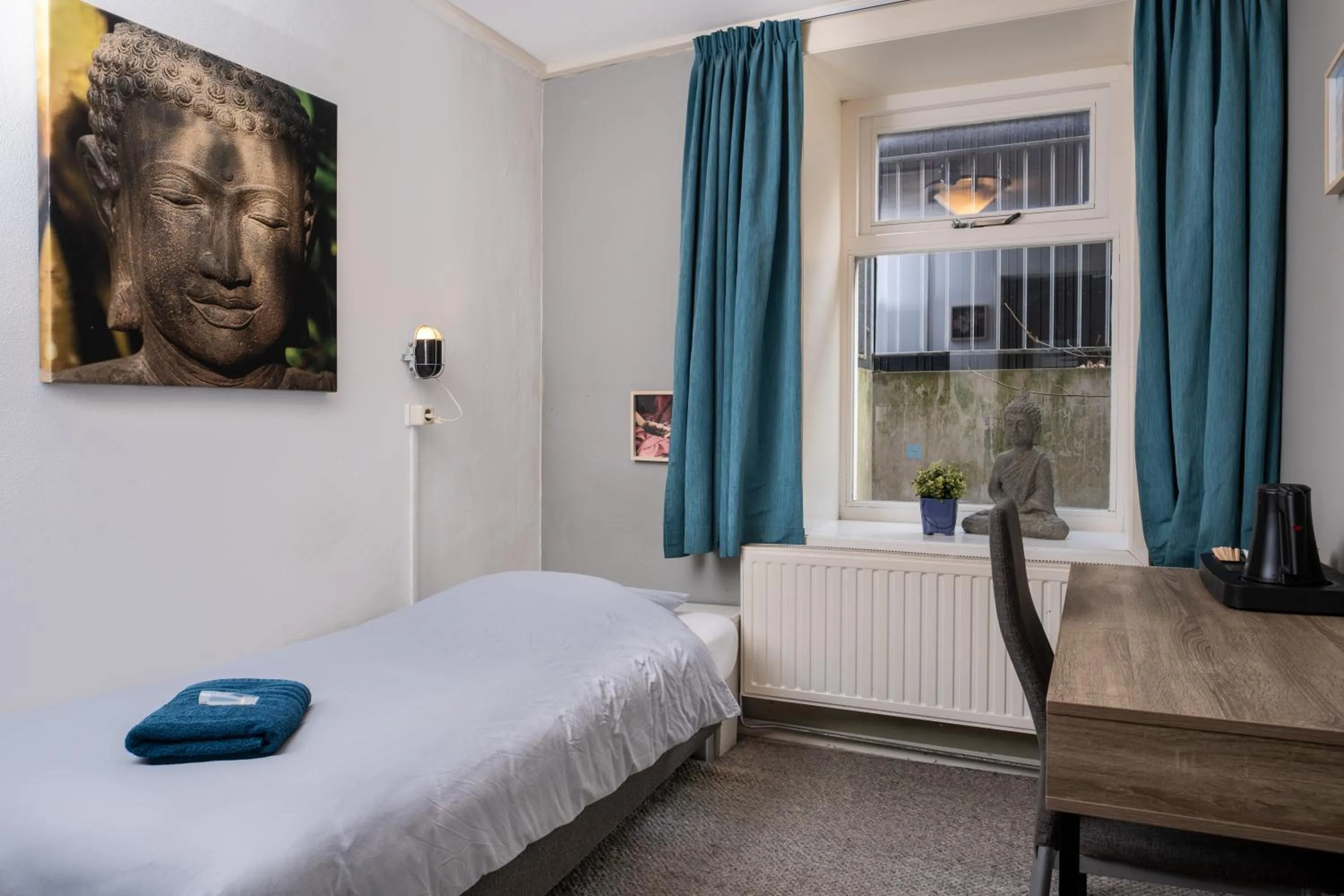 Bed in Simplon Hostel