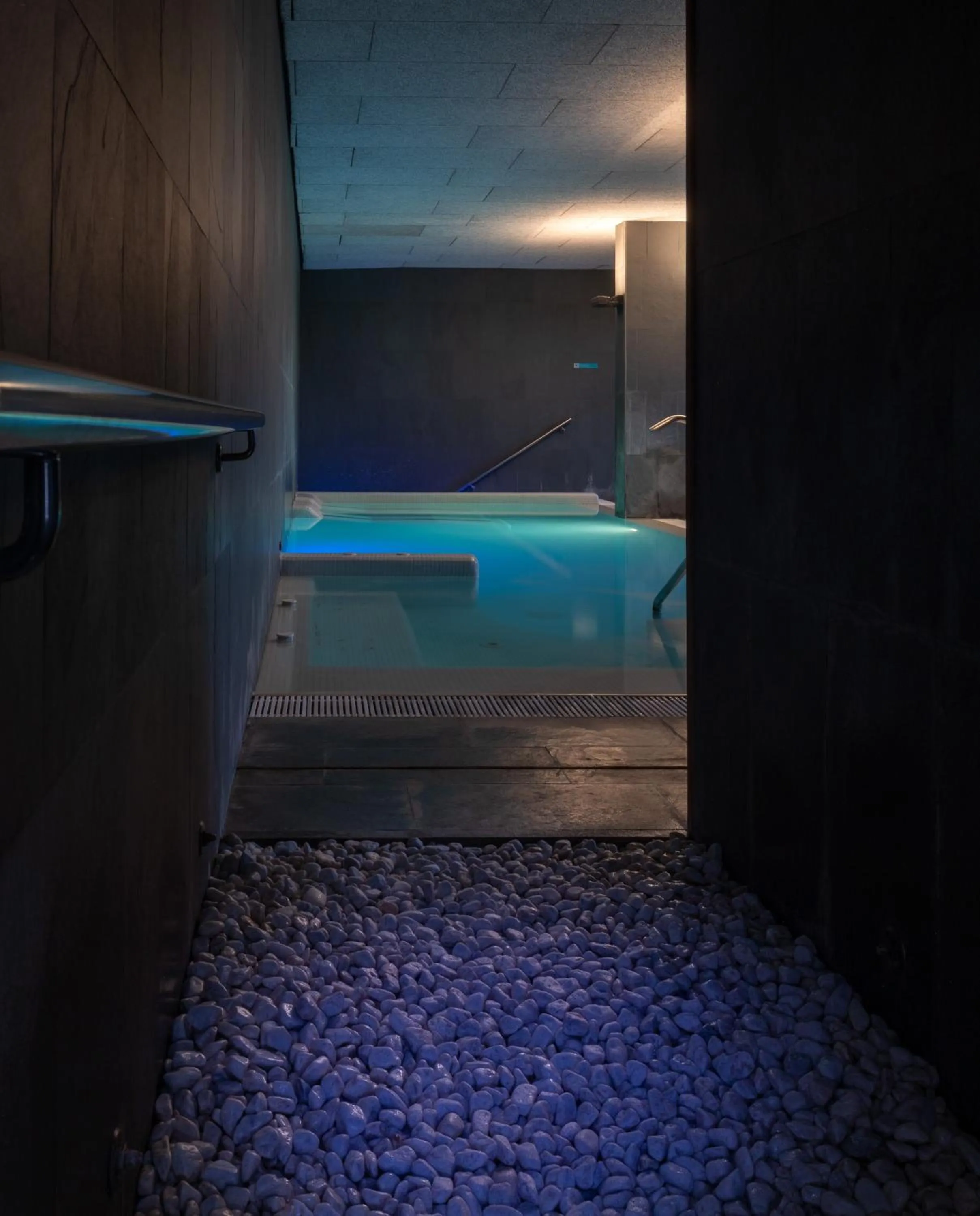 Swimming pool in Hotel-Bodega Finca de Los Arandinos