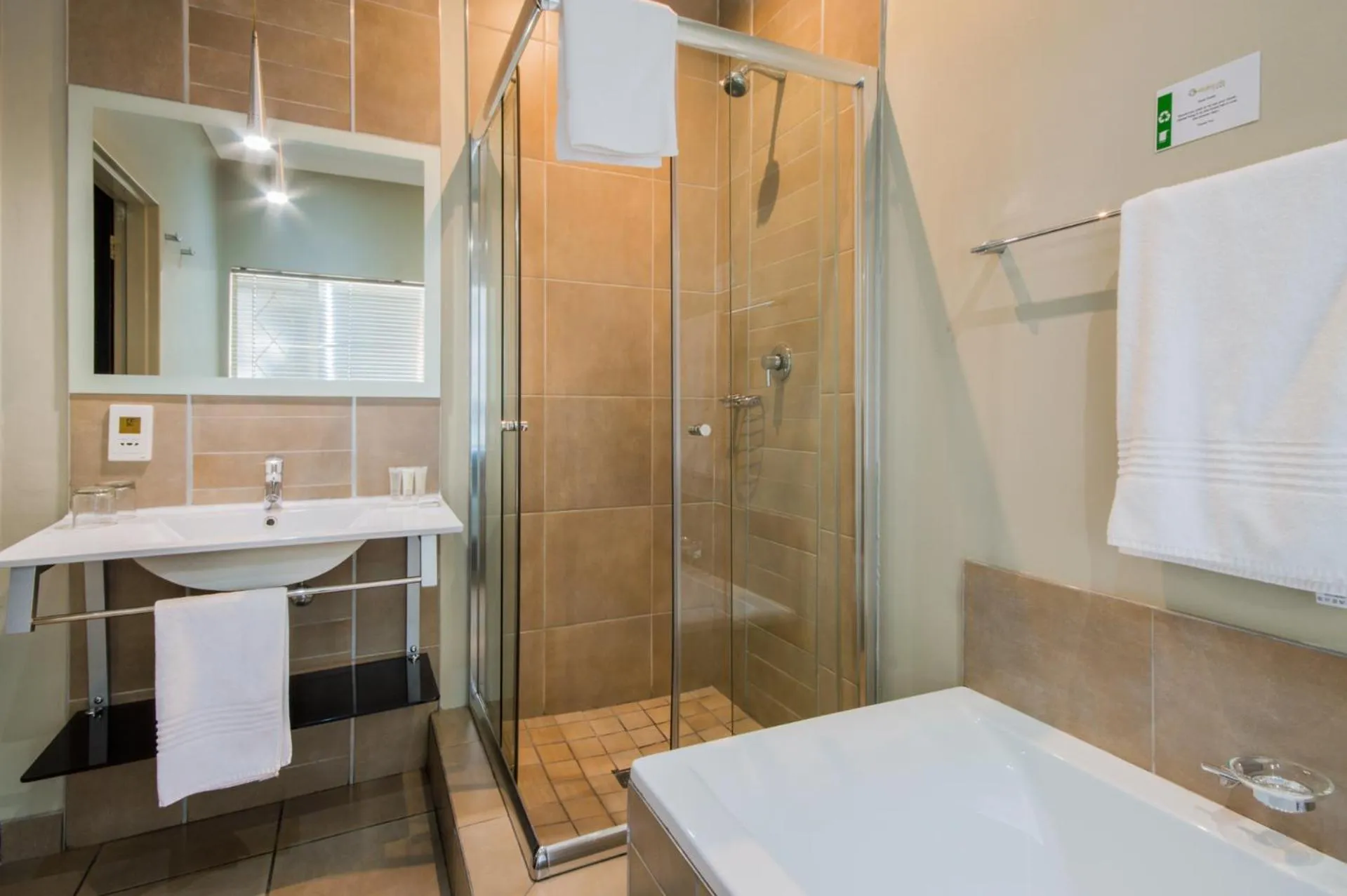 Shower in Glendower View Guest House