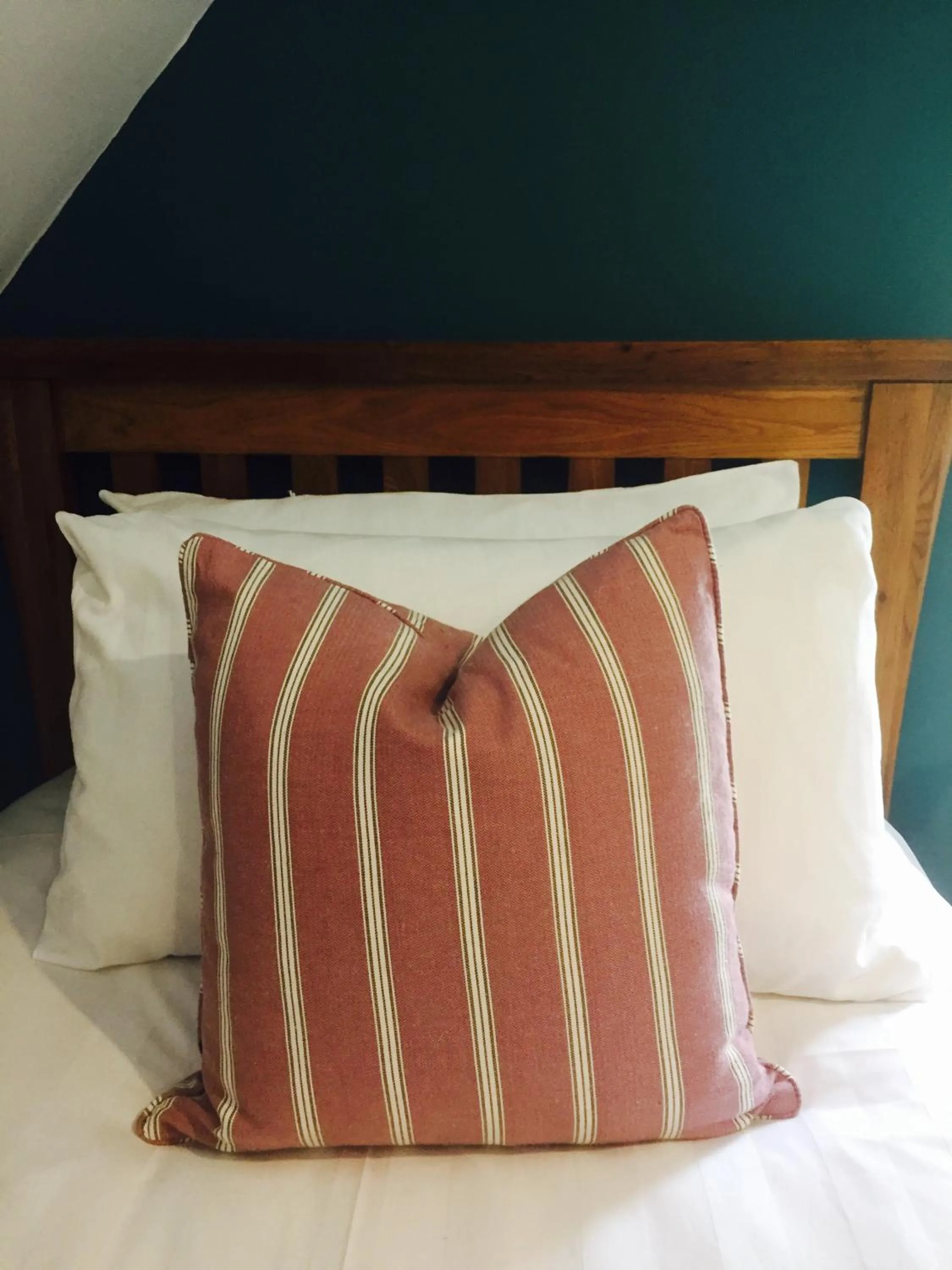 Bed in Fernbank House