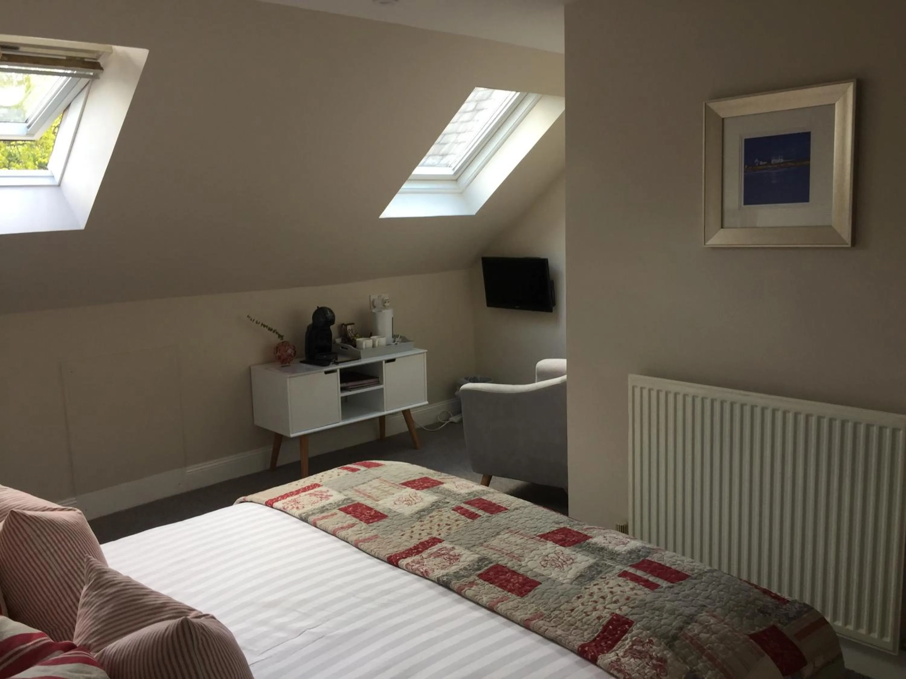 TV and multimedia in Fernbank House