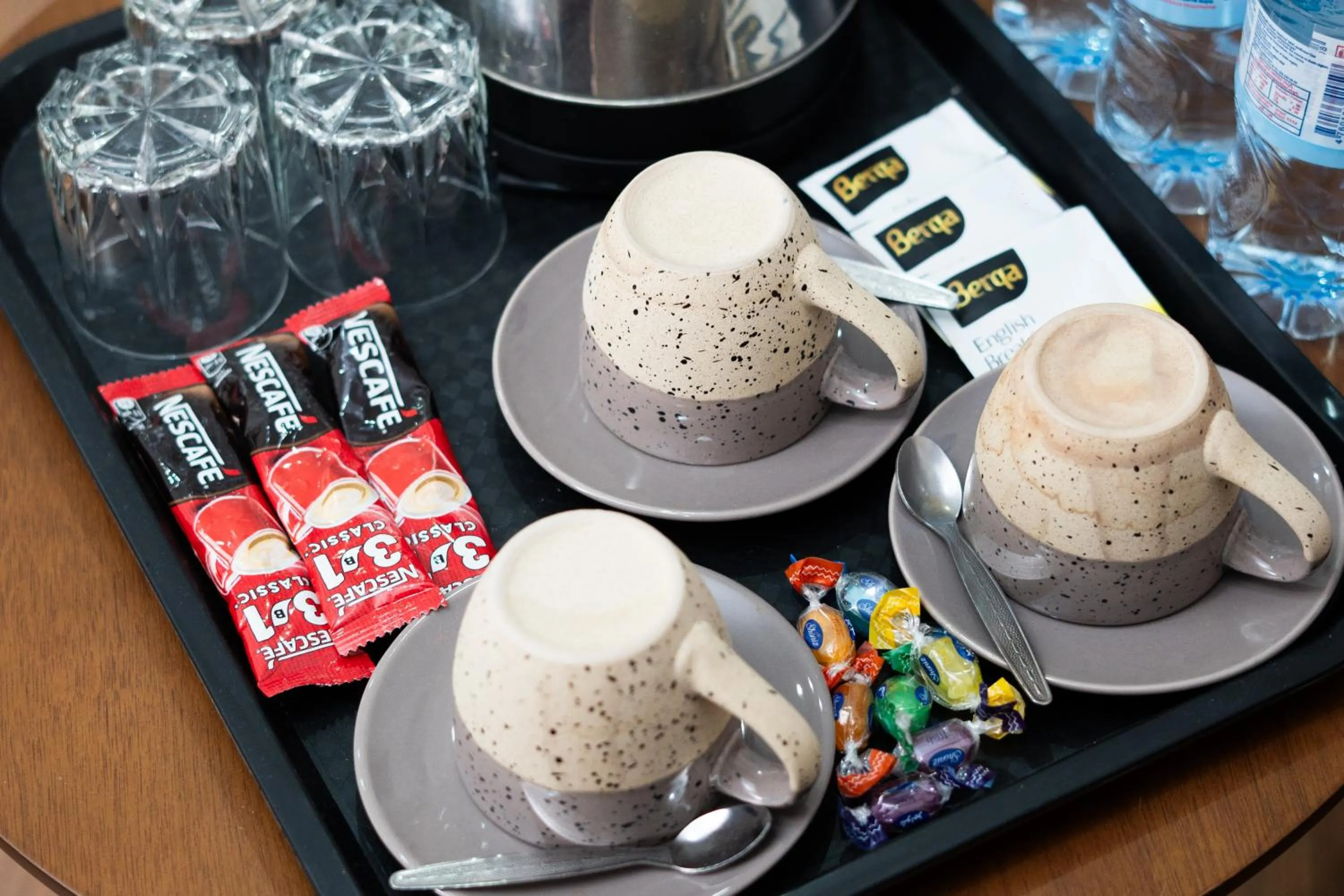 Coffee/tea facilities in Consul Hotel