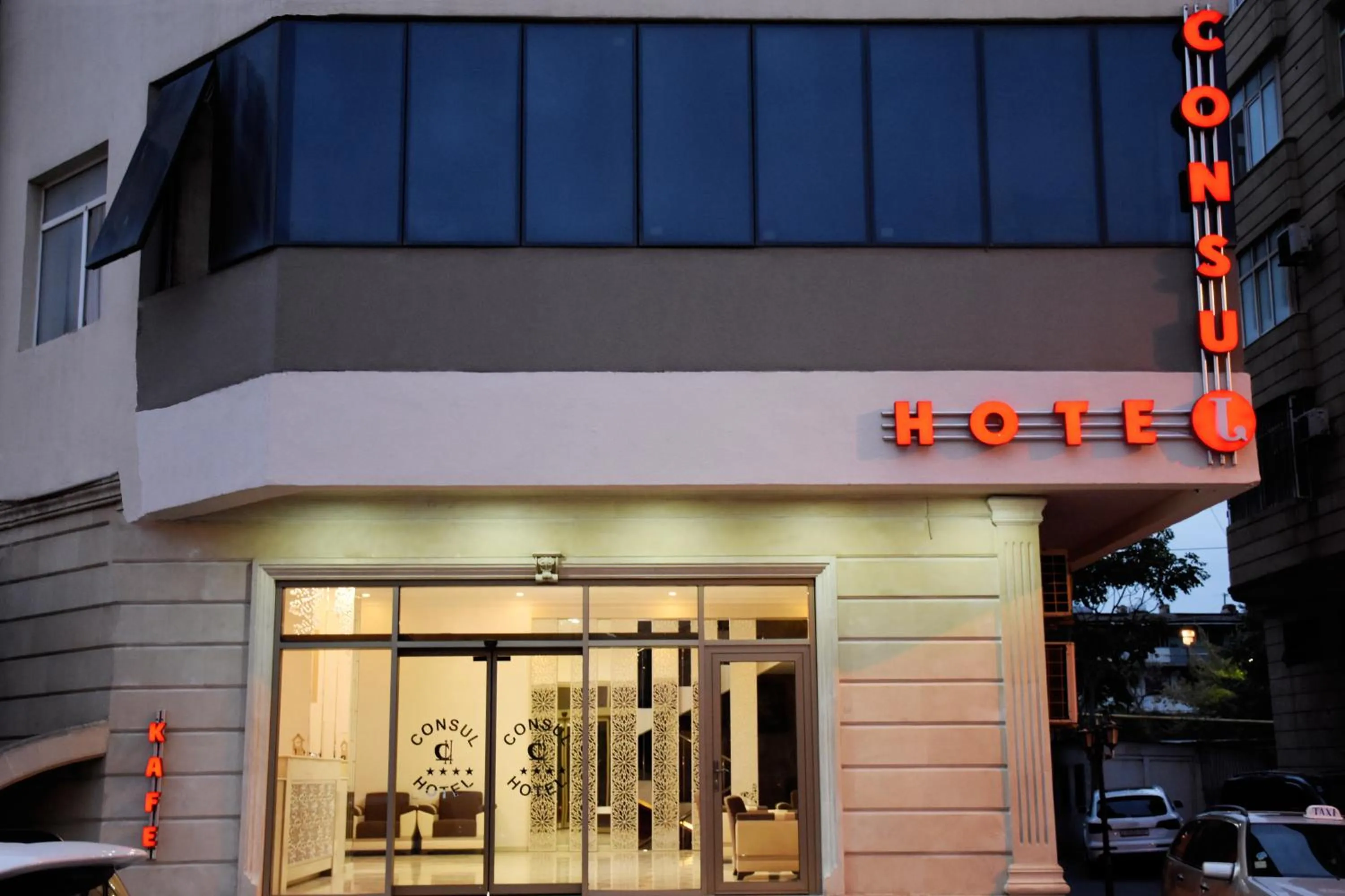 Property building in Consul Hotel