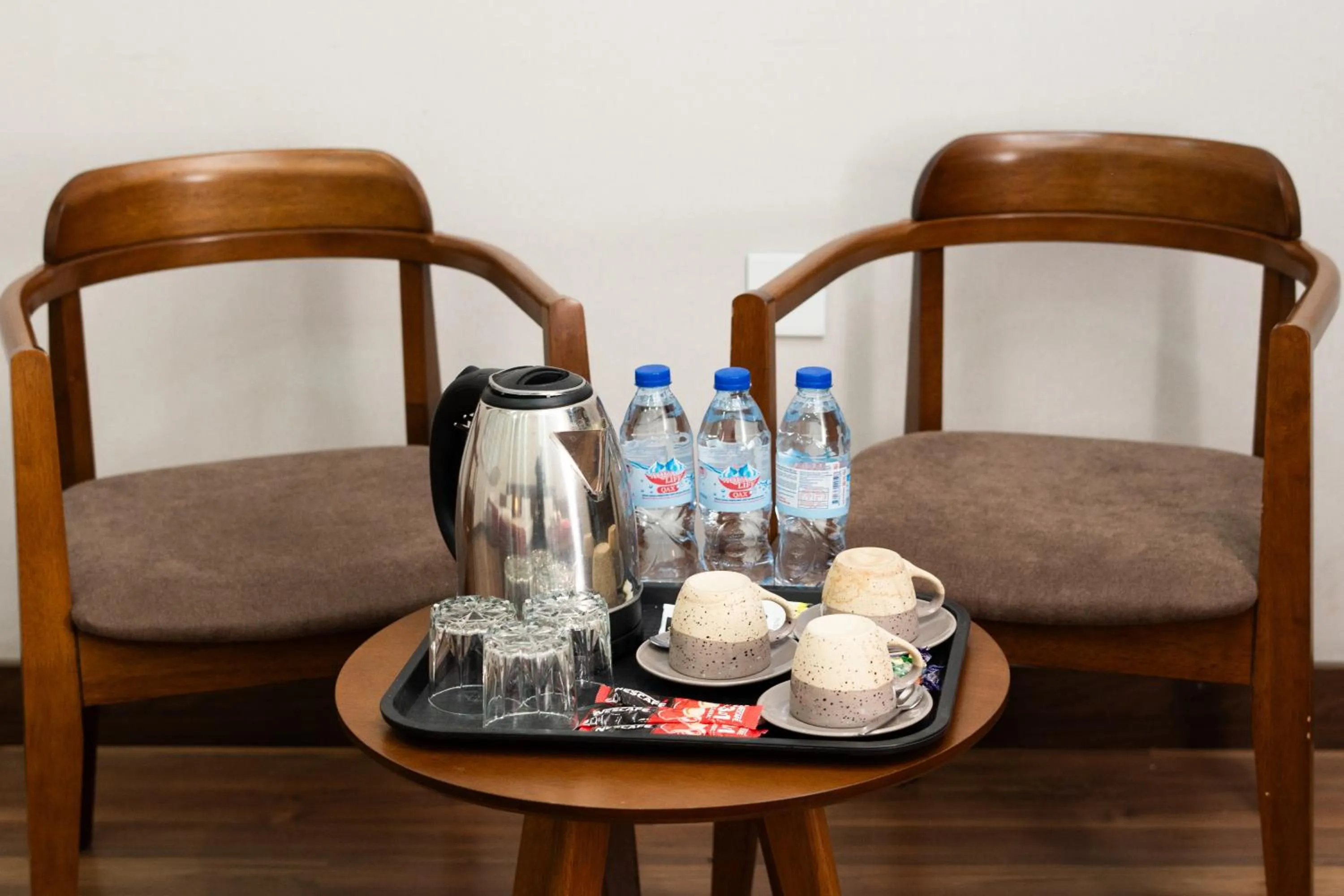 Coffee/tea facilities in Consul Hotel