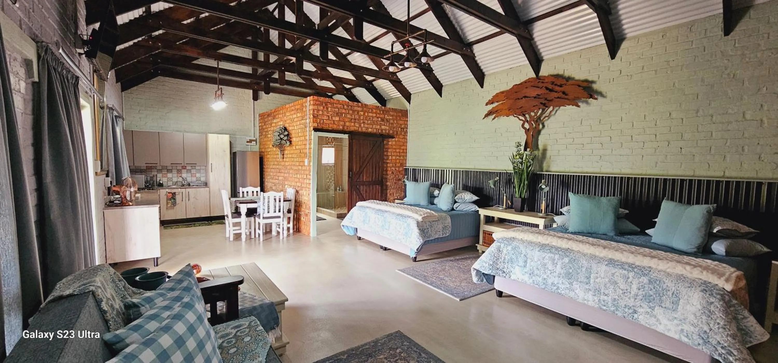 Photo of the whole room, Bed in Valley Bushveld Country Lodge