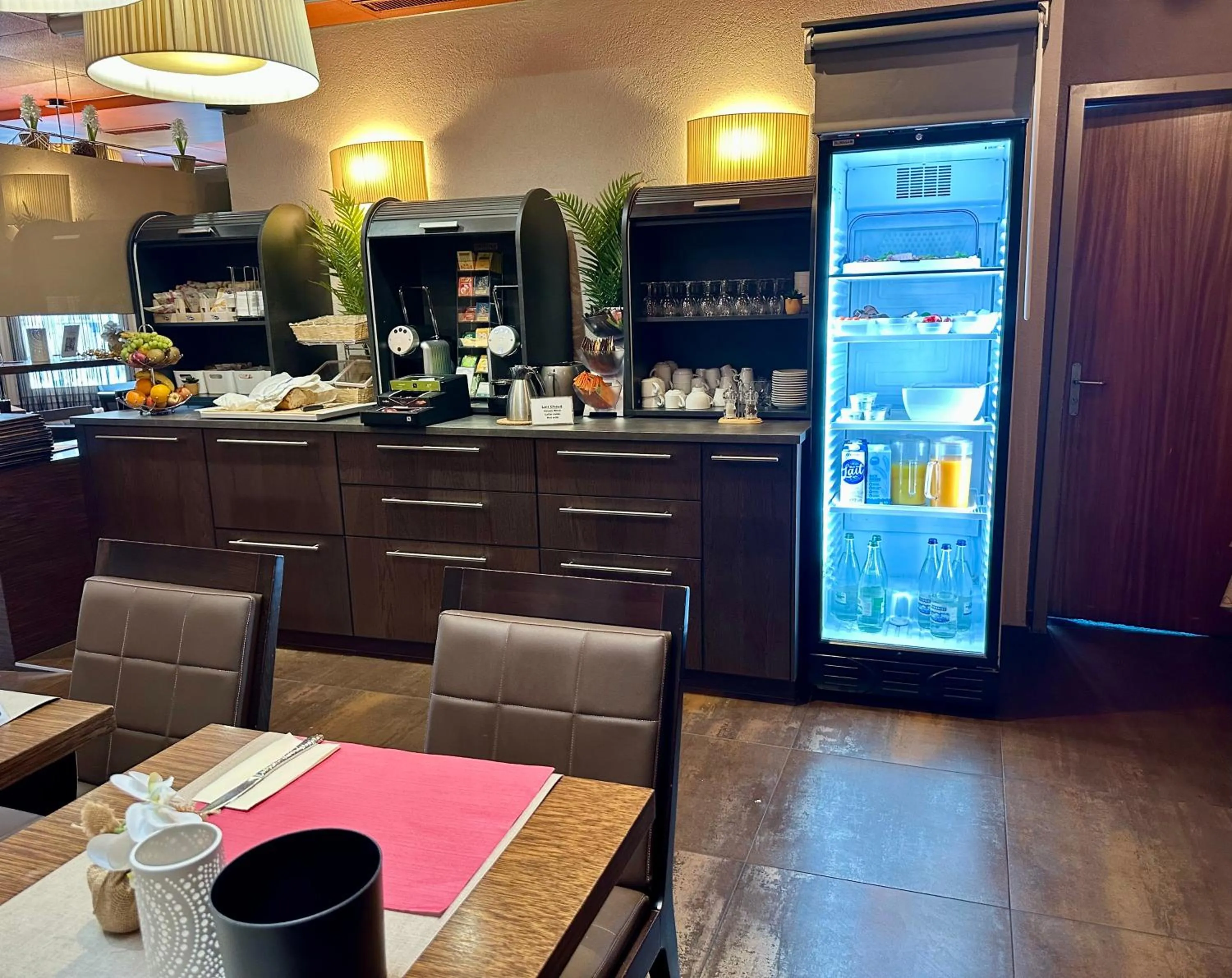 Breakfast in Hôtel la Suite