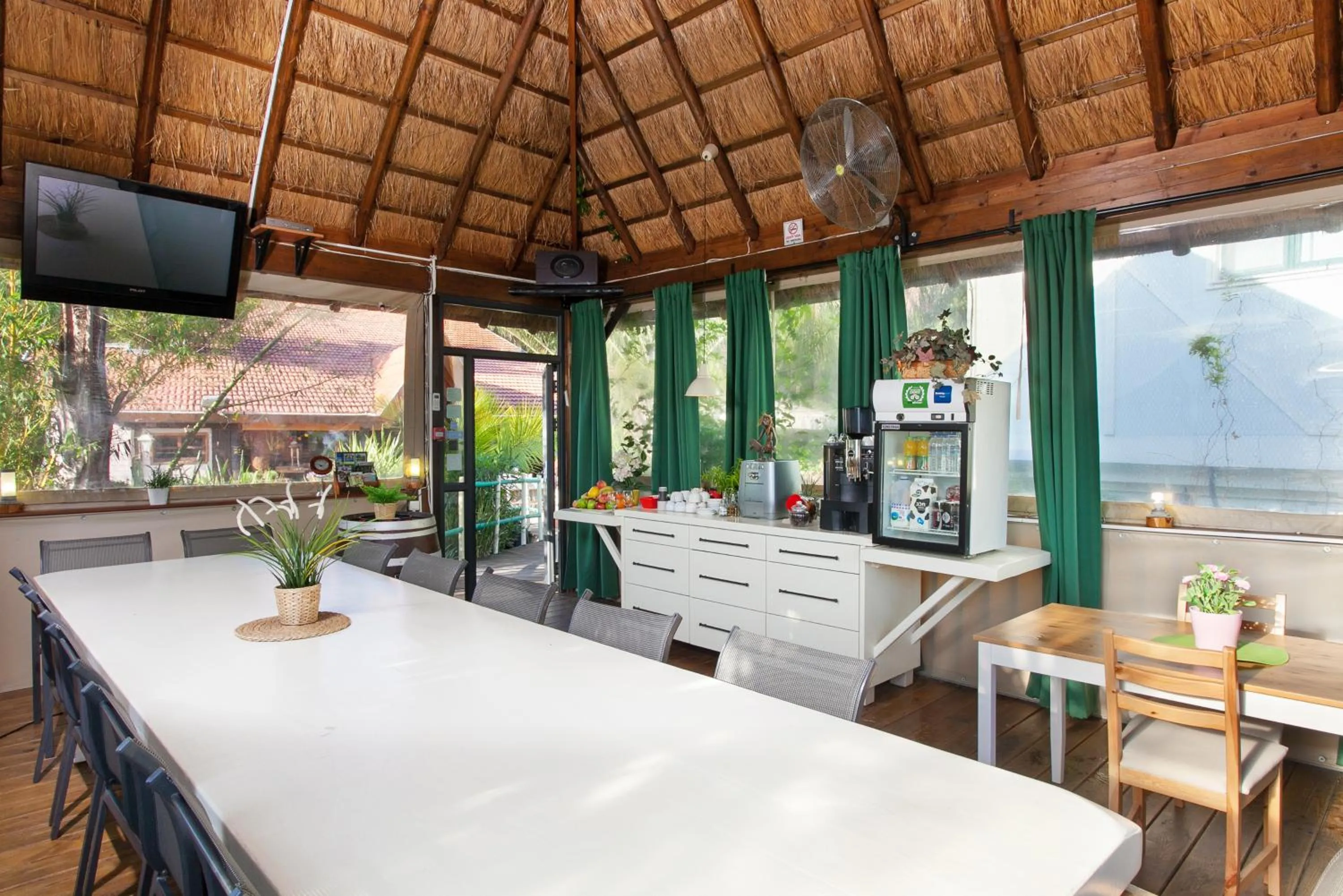 Lounge or bar in Out of Africa Resort