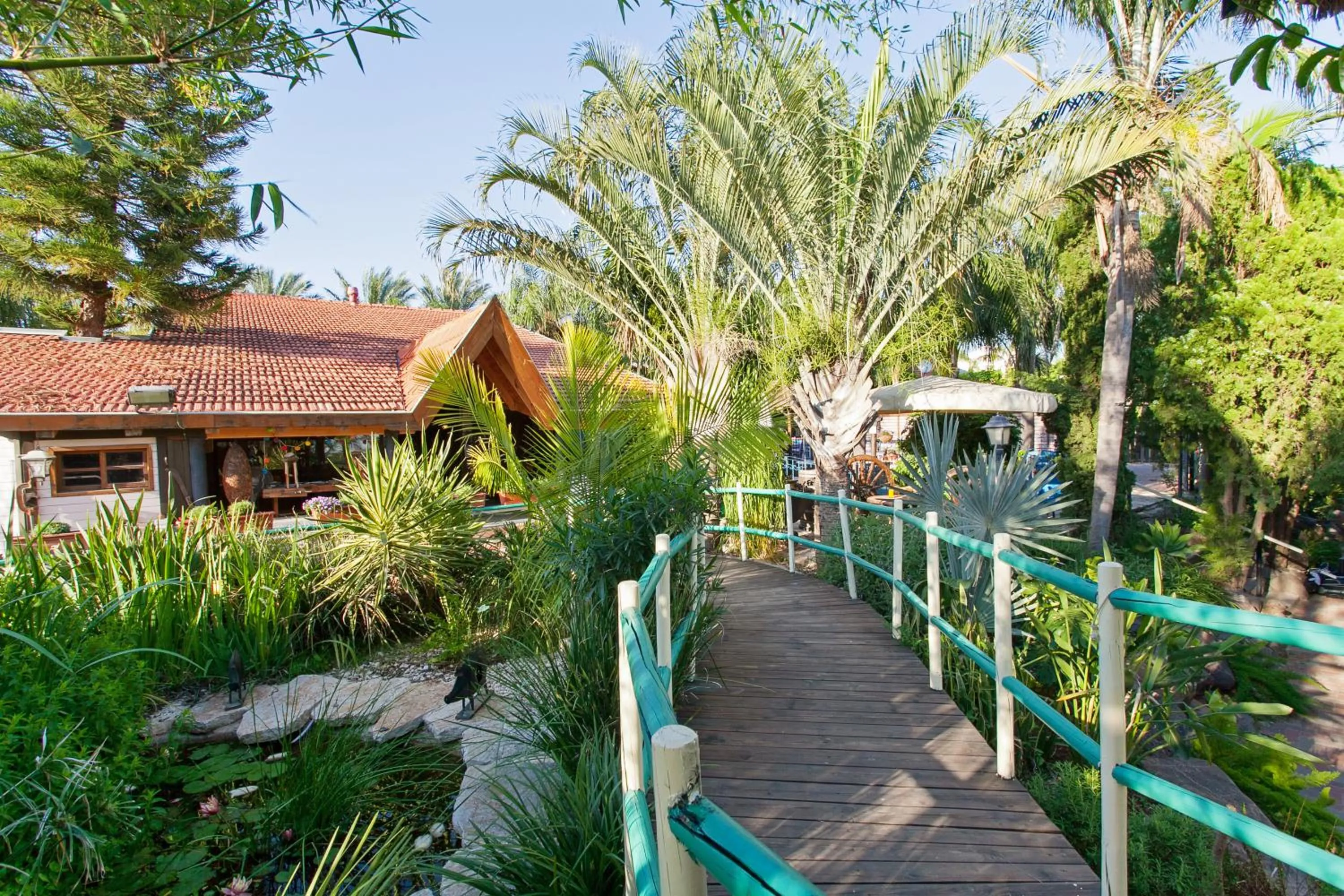 Restaurant/places to eat in Out of Africa Resort