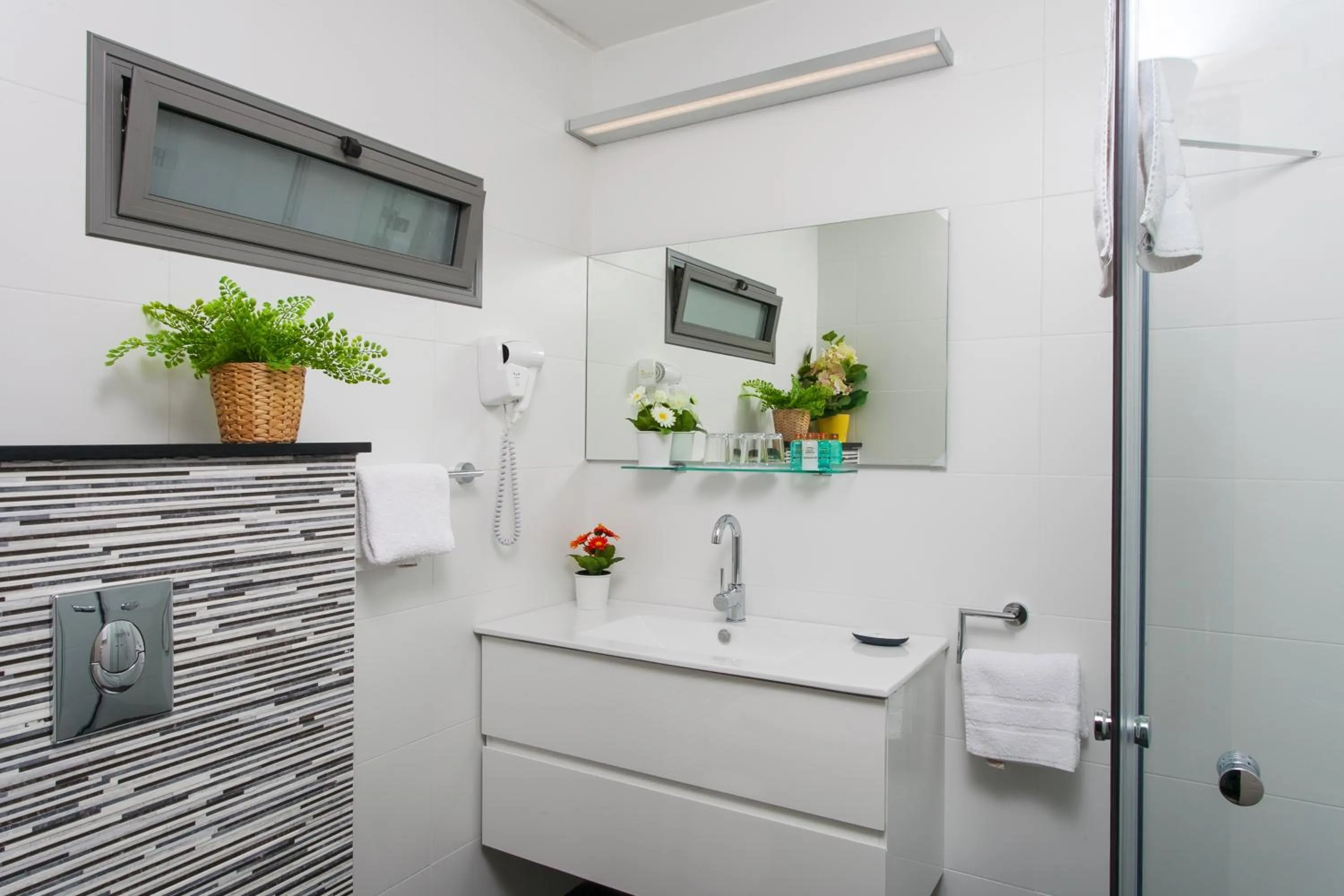 Bathroom in Out of Africa Resort