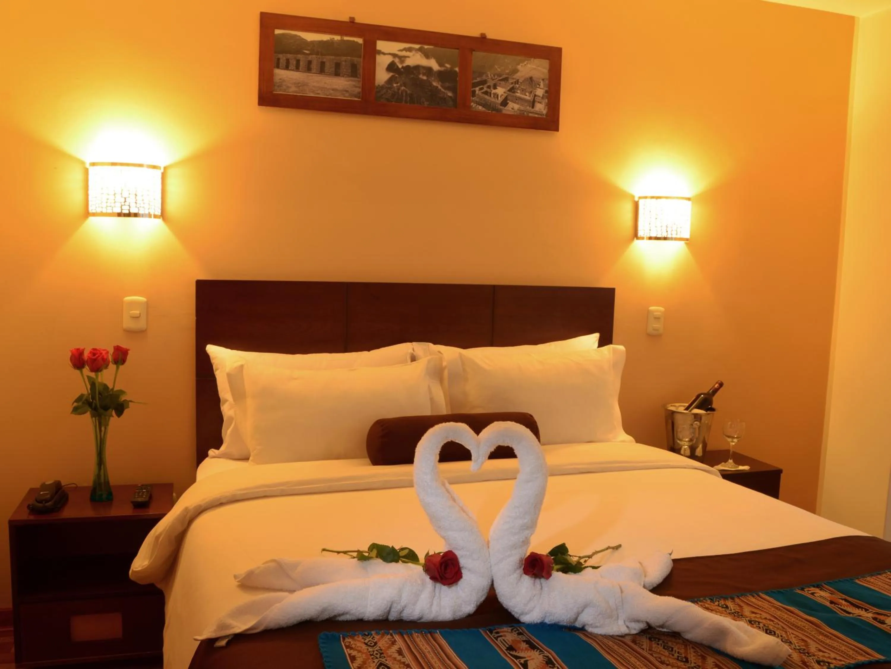 Bed in Kapac Inn Hotel