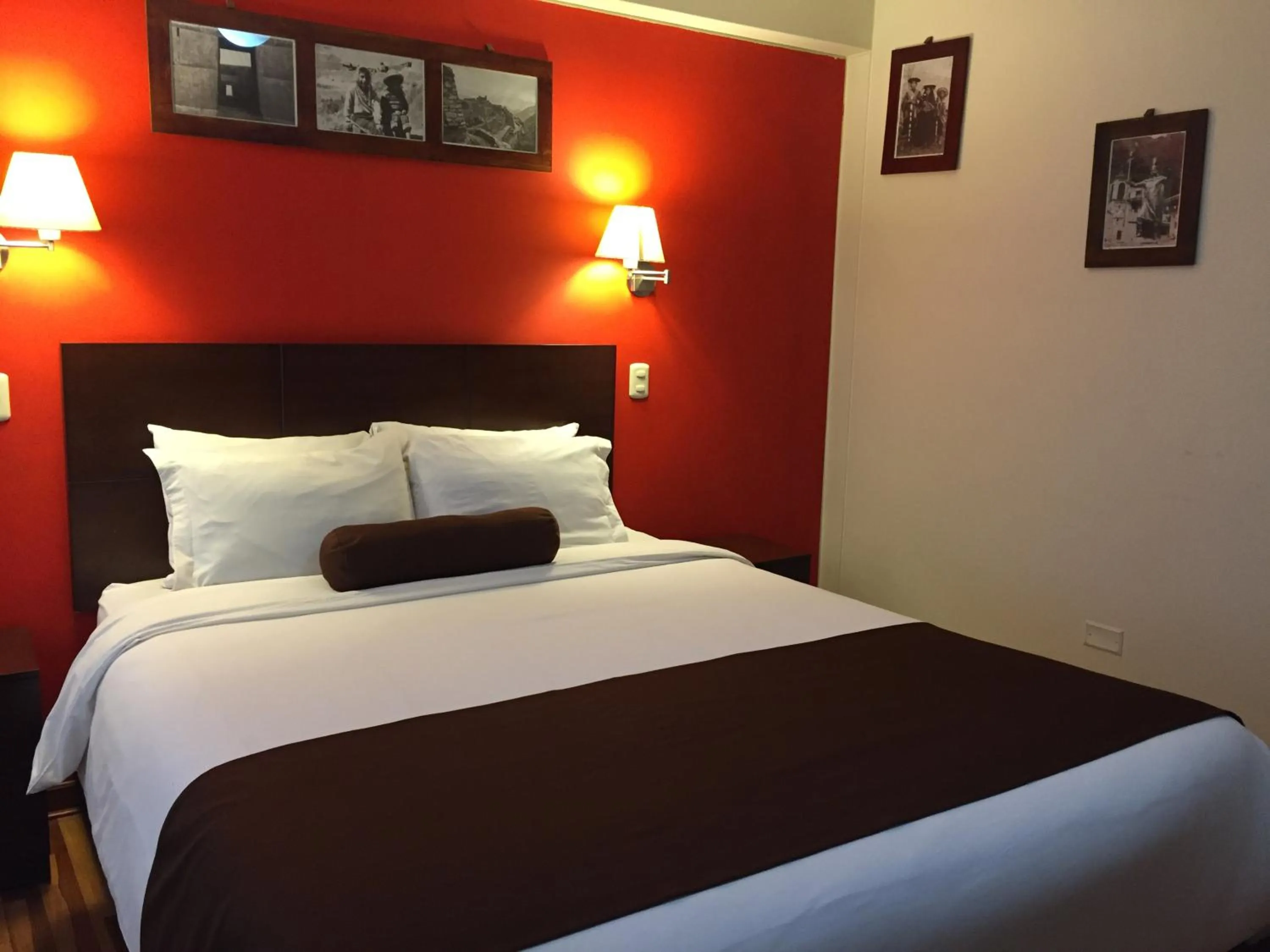 Bed in Kapac Inn Hotel